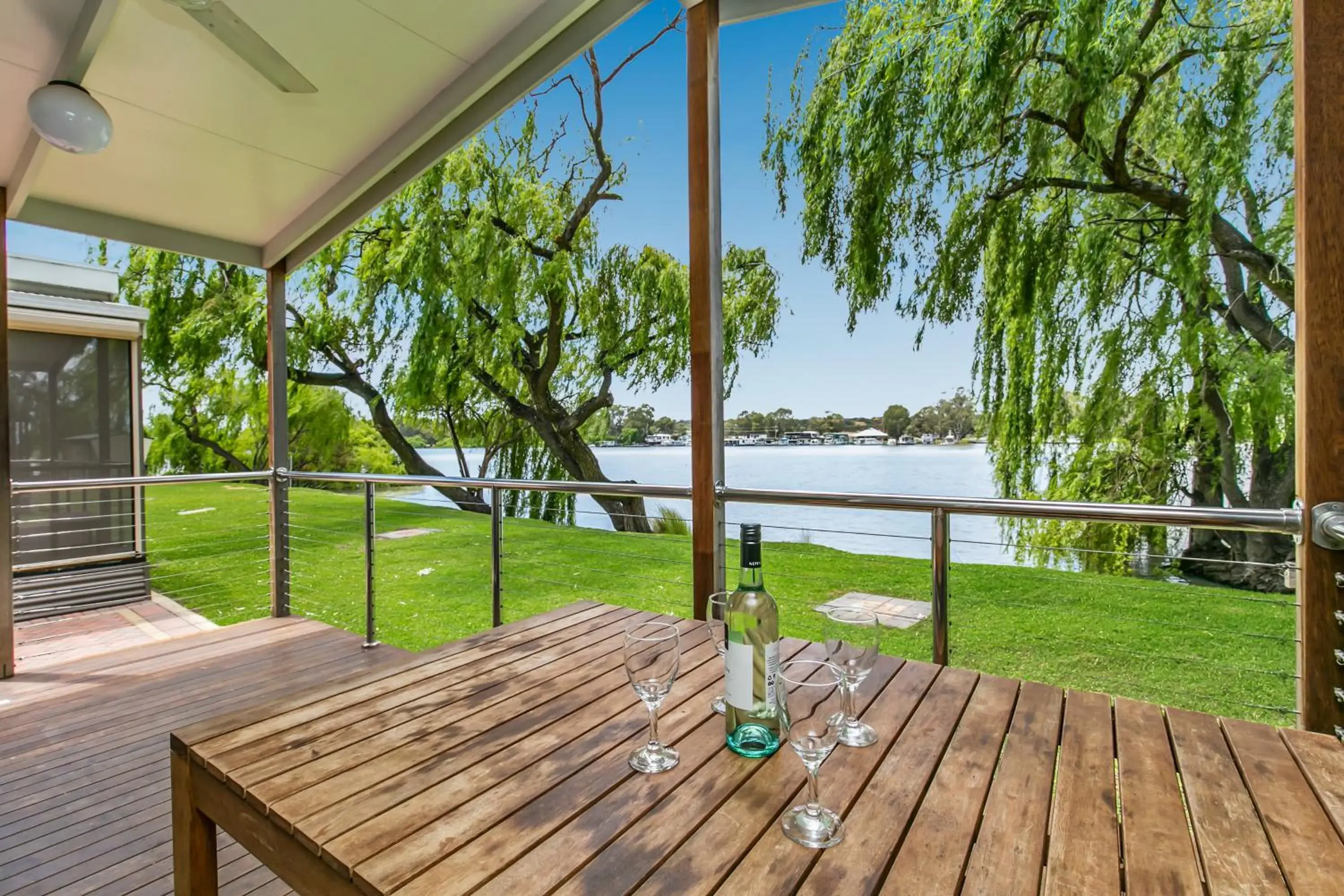 Two-Bedroom Riverview Villa in BIG4 Mannum Holiday Park Two-Bedroom Riverview Villa in BIG4 Mannum Holiday Park