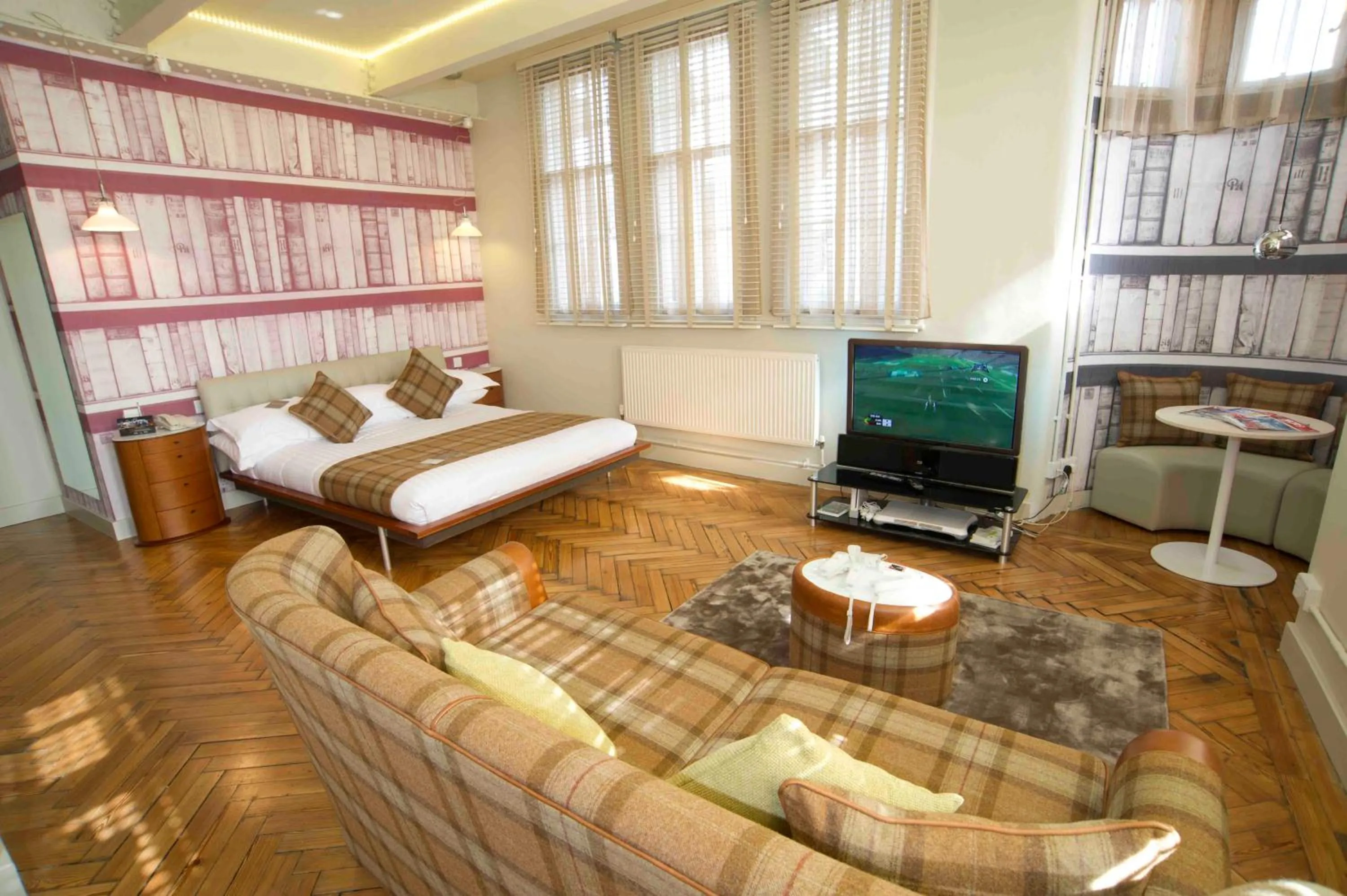 Photo of the whole room in Heathcote Hotel Manchester