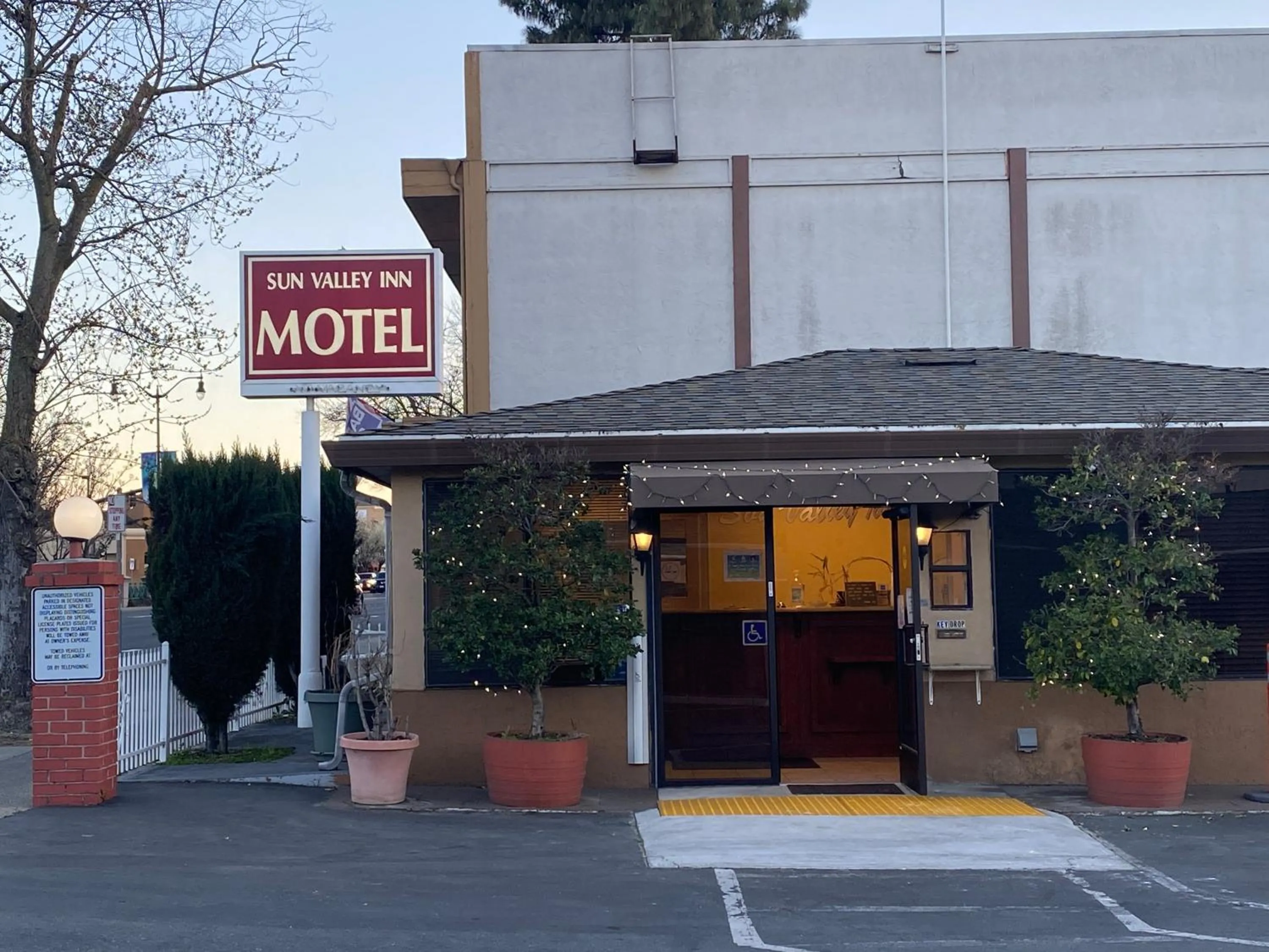 Property logo or sign in Sun Valley Inn