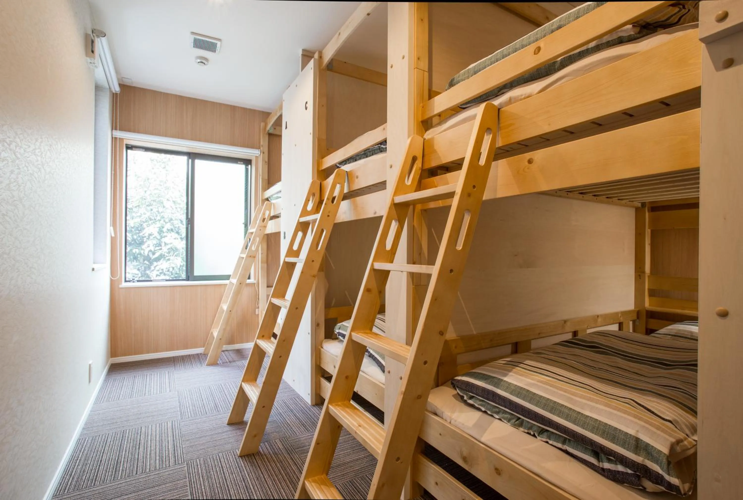 bunk bed, Bed in Mulan Hostel