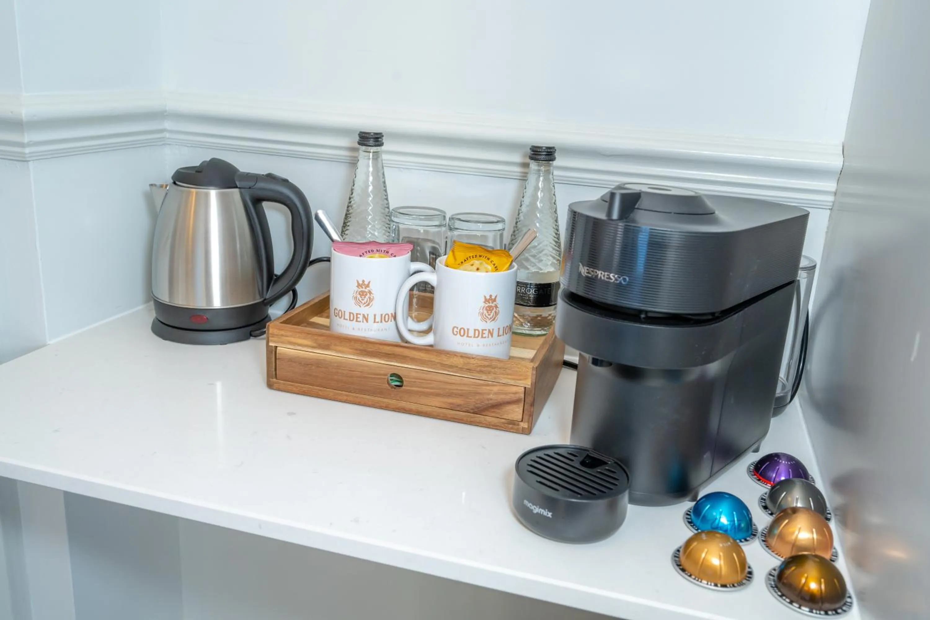 Coffee/tea facilities in The Golden Lion Hotel