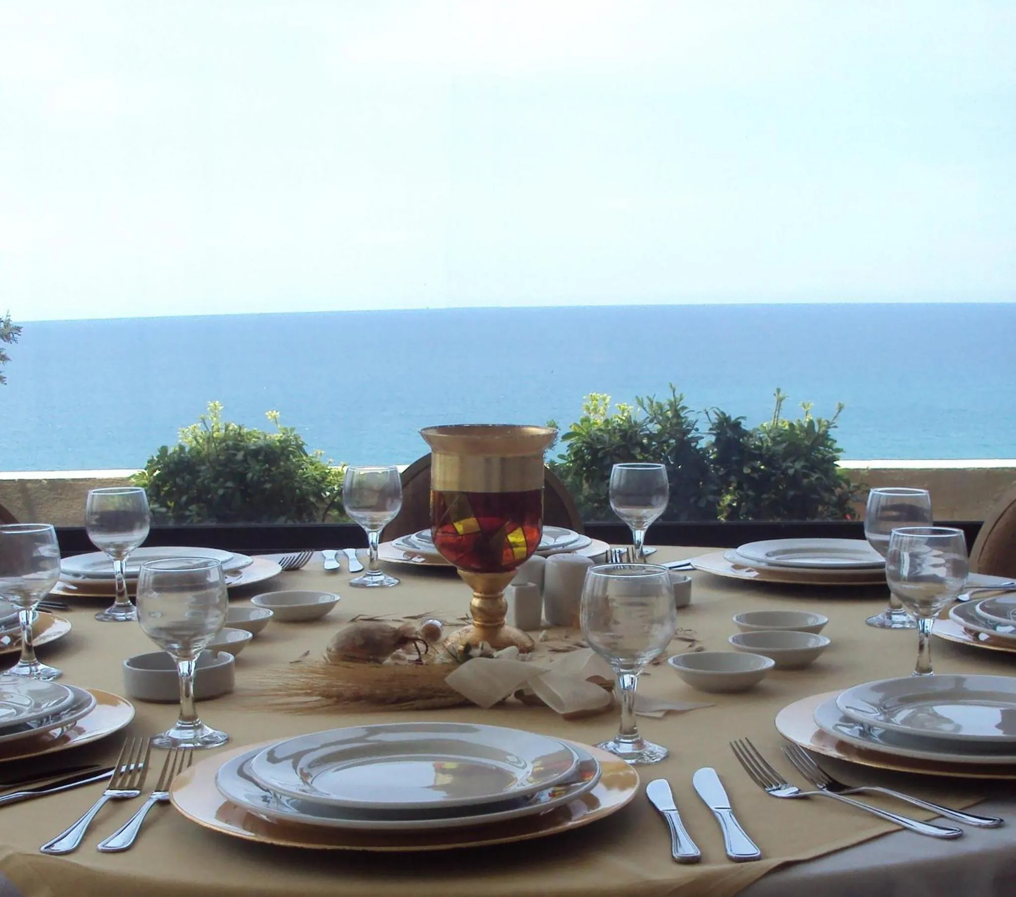 Restaurant/places to eat in Victory Byblos Hotel & Spa