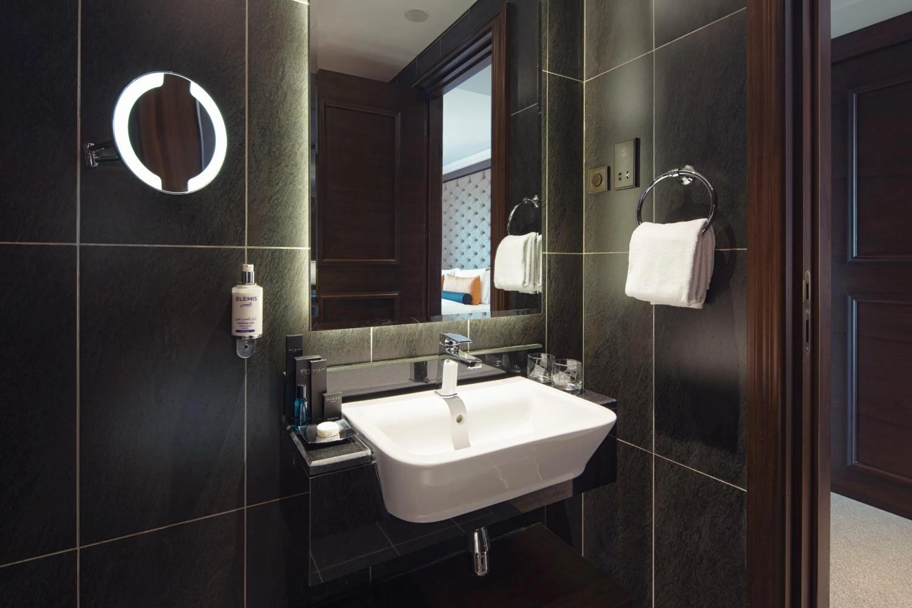 Bathroom in Dukes The Palm Dubai Hotel