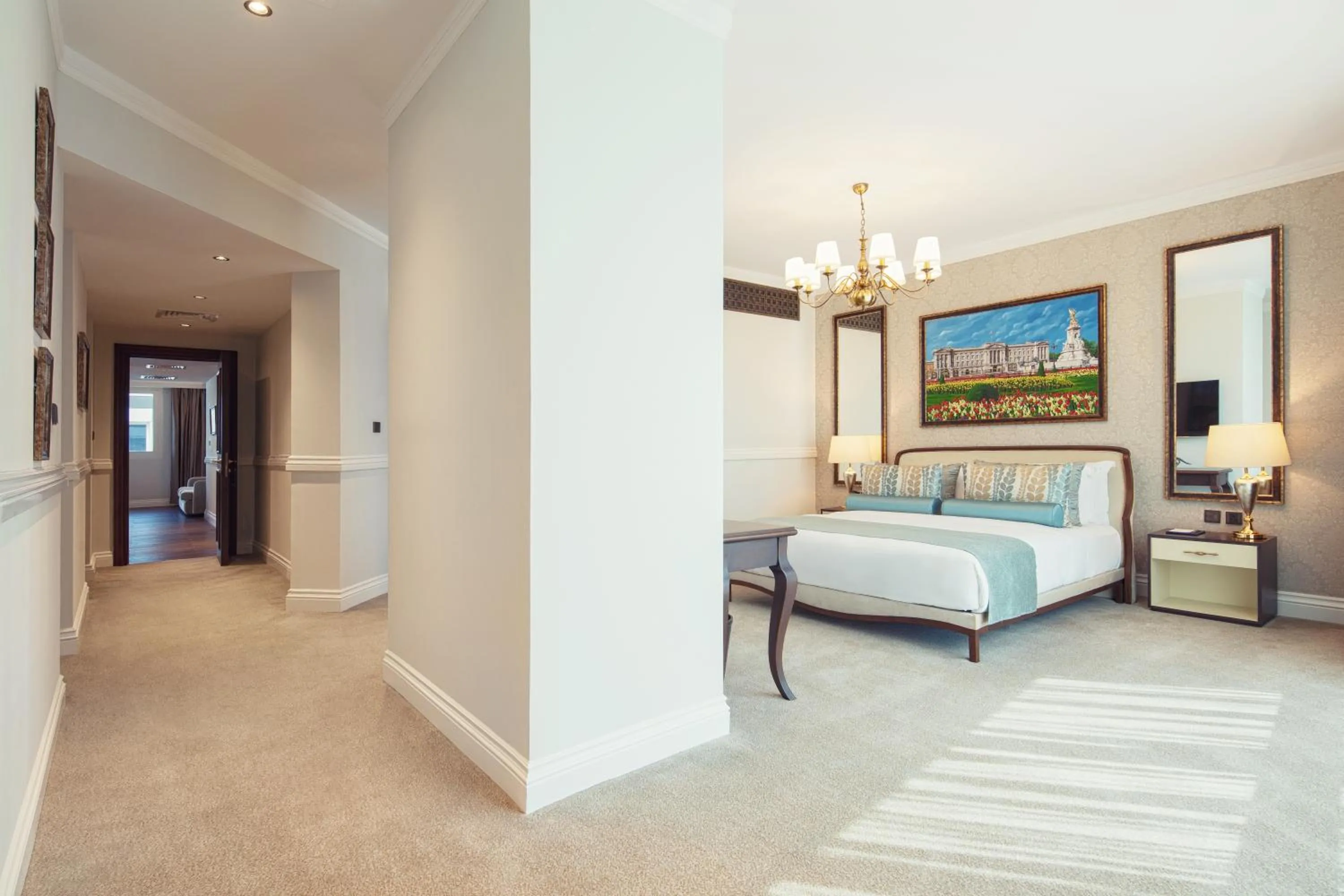 Photo of the whole room, Bed in Dukes The Palm Dubai Hotel