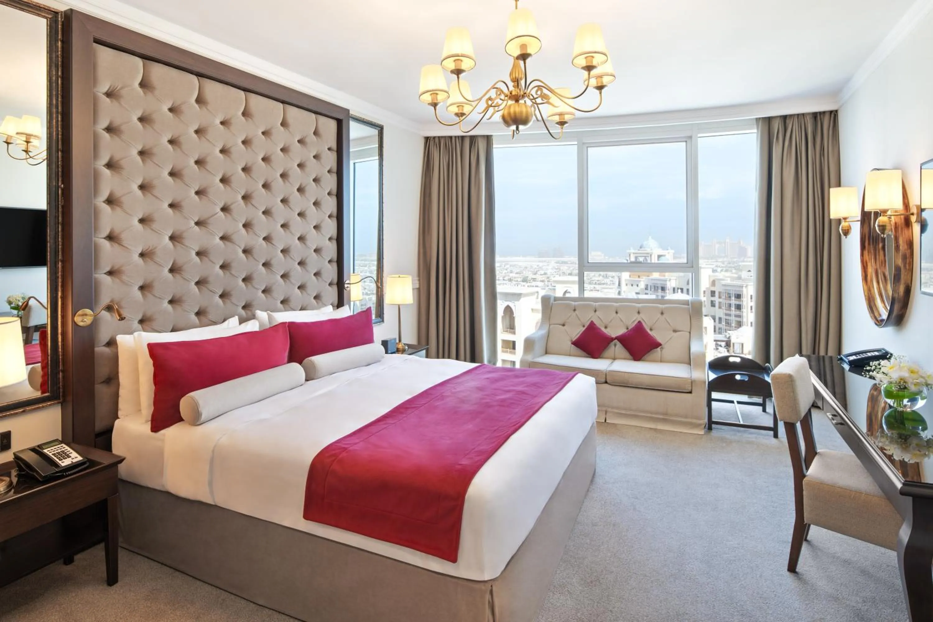 Bedroom, Bed in Dukes The Palm Dubai Hotel