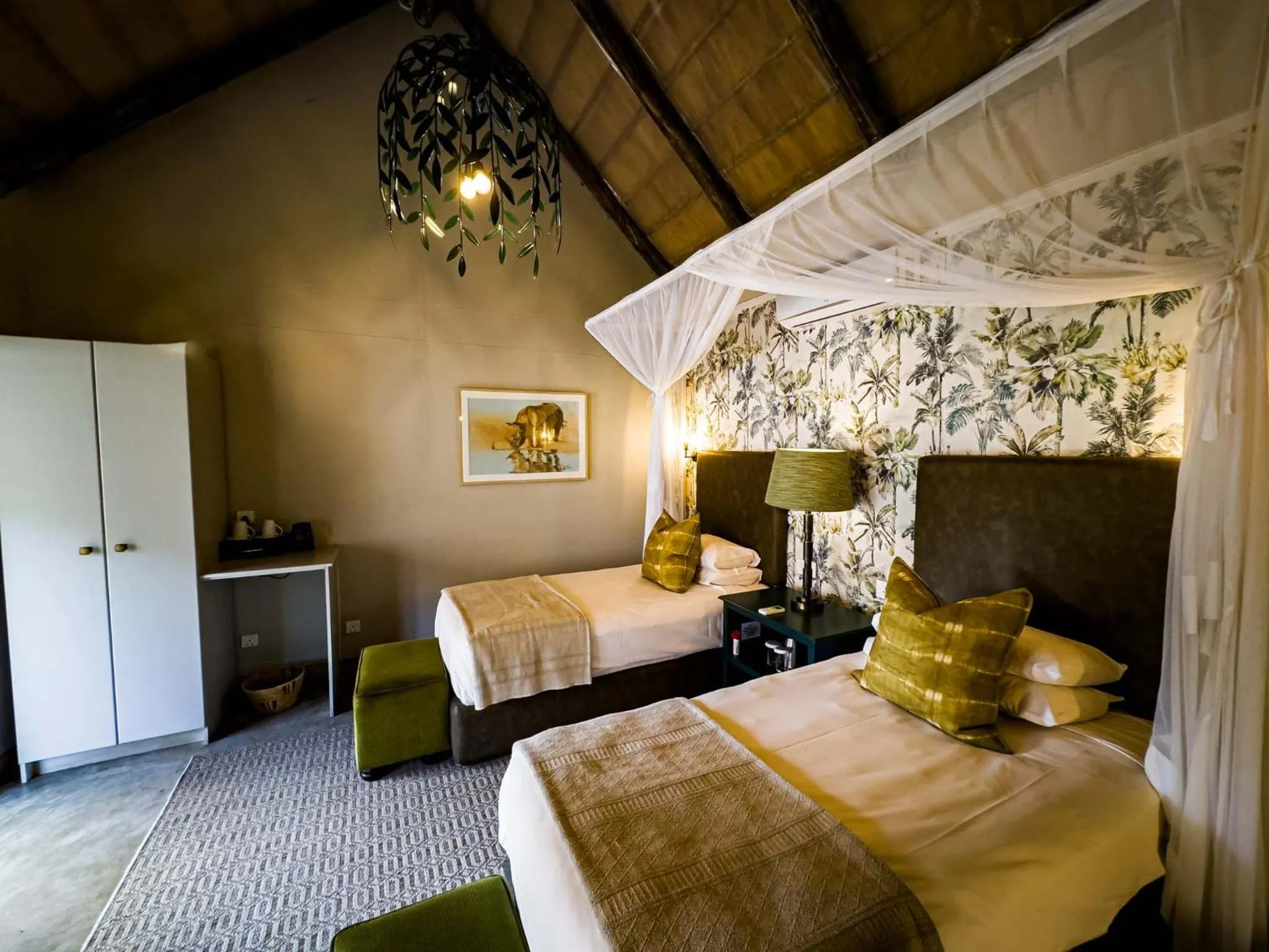 Property building, Bed in Shearwater's Explorers Village