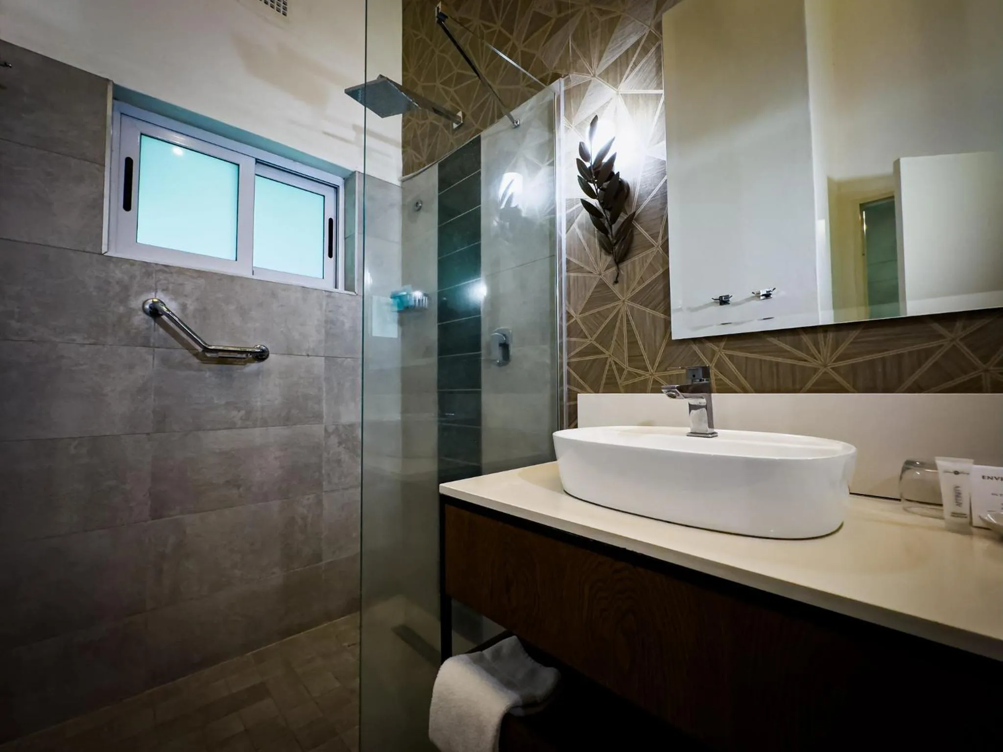 Bathroom in Shearwater's Explorers Village