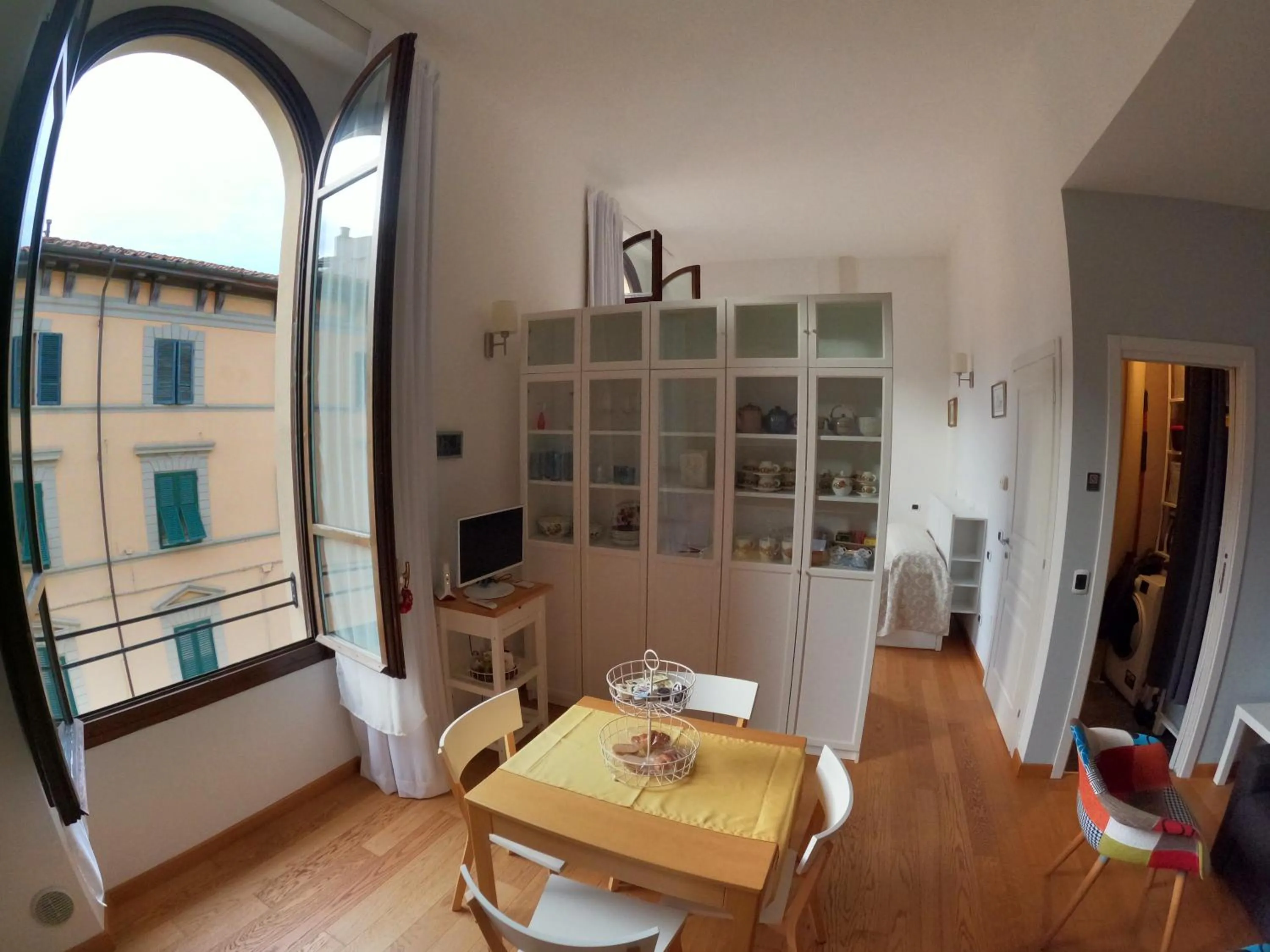 Living room in Five Roses Bed & Breakfast