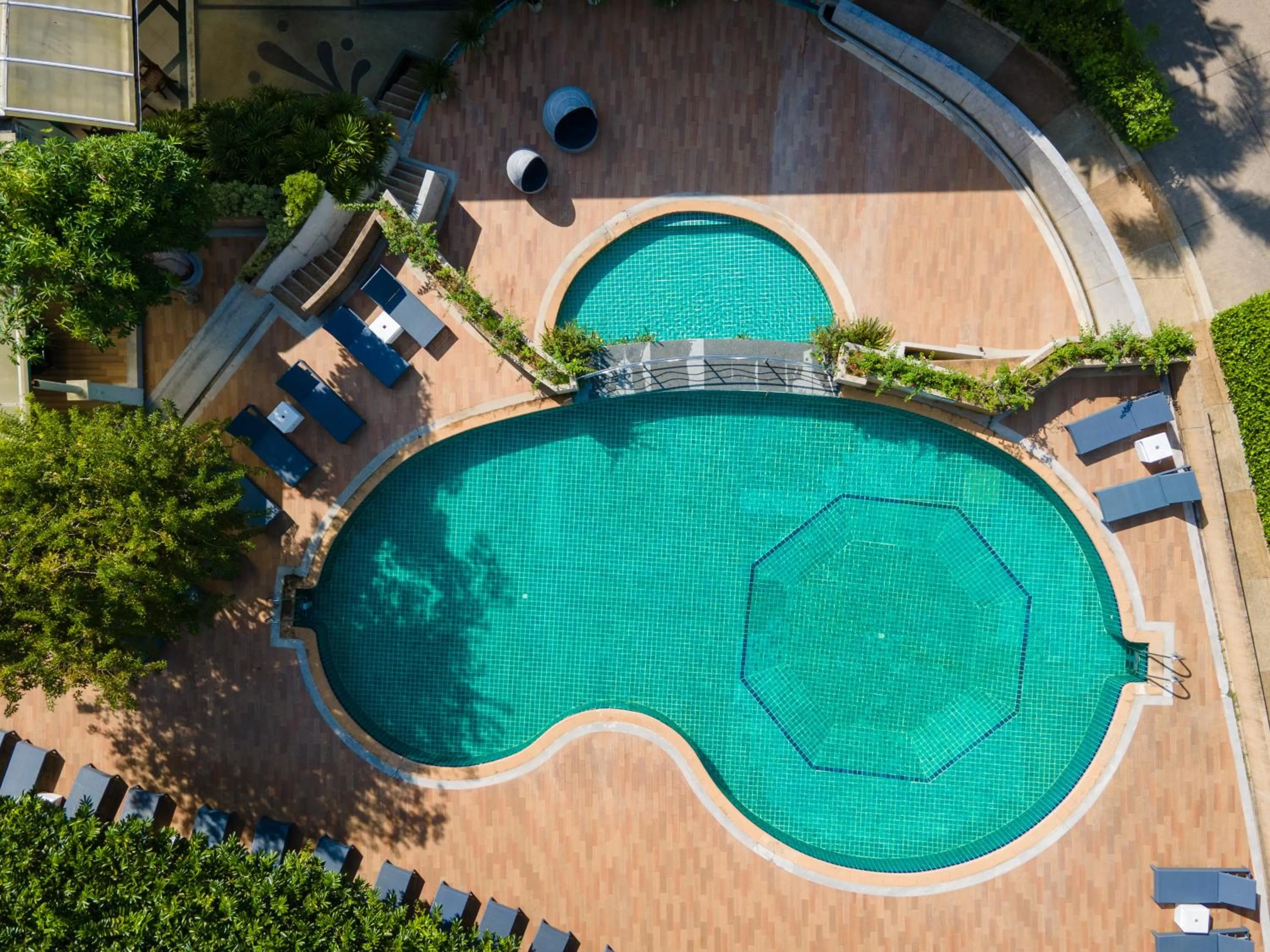 Swimming pool in Wake Up Aonang Hotel