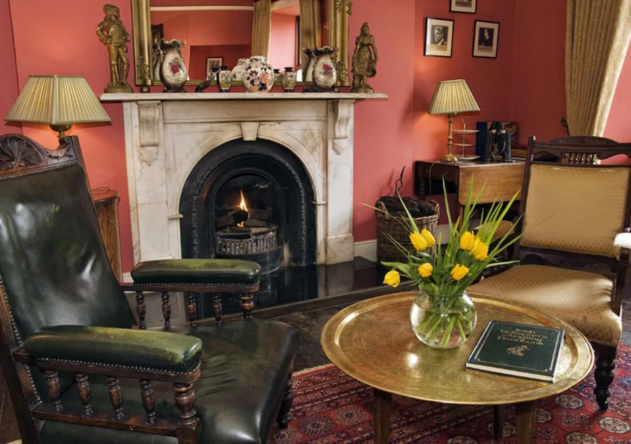 Lounge or bar in Lough Inagh Lodge Hotel