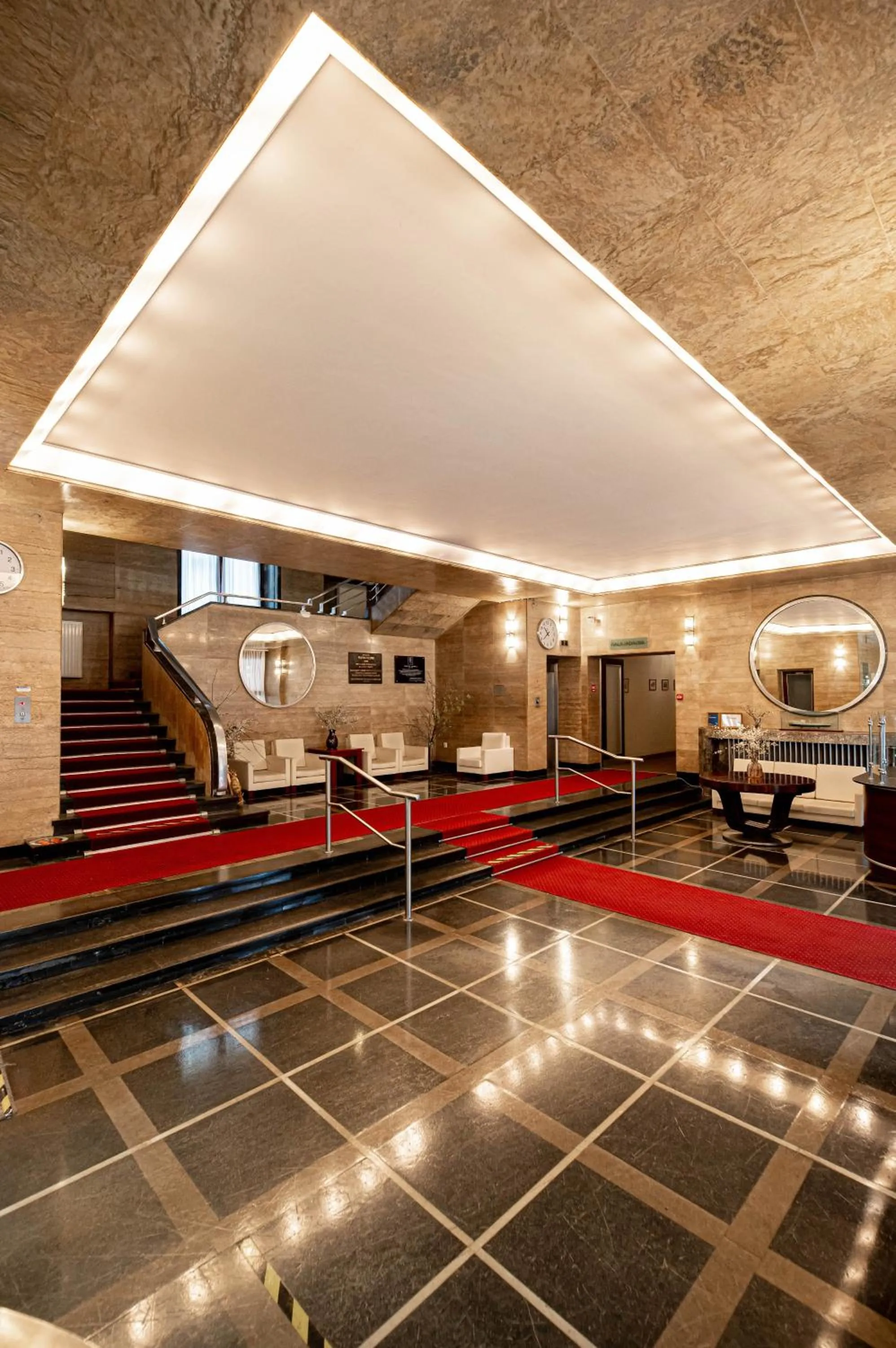 Lobby or reception in Nowy Dom Zdrojowy