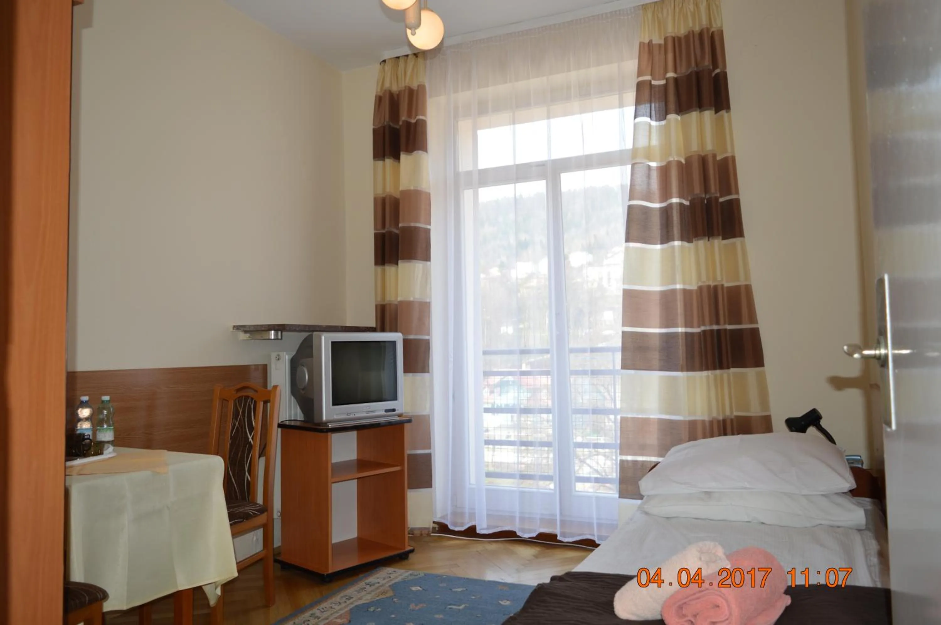 Photo of the whole room, Bed in Nowy Dom Zdrojowy