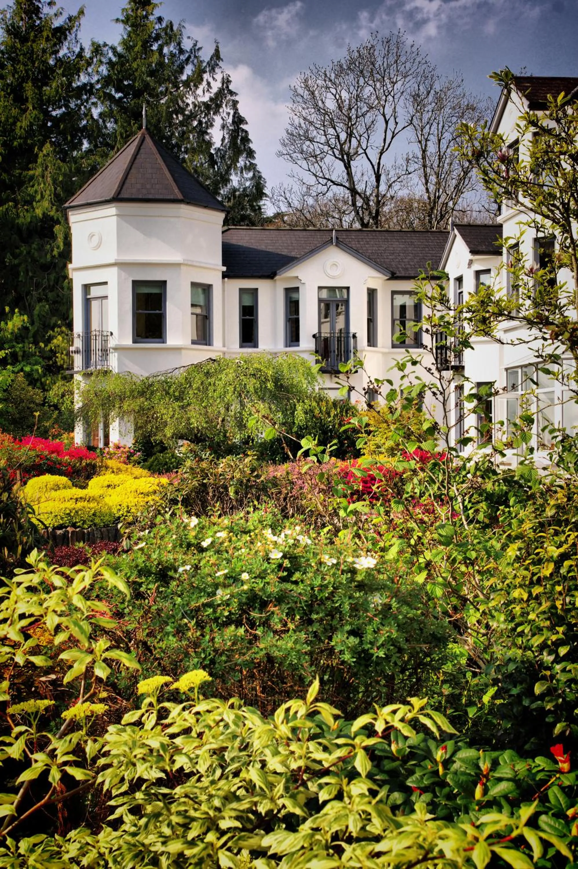Property building in Seaview House Hotel