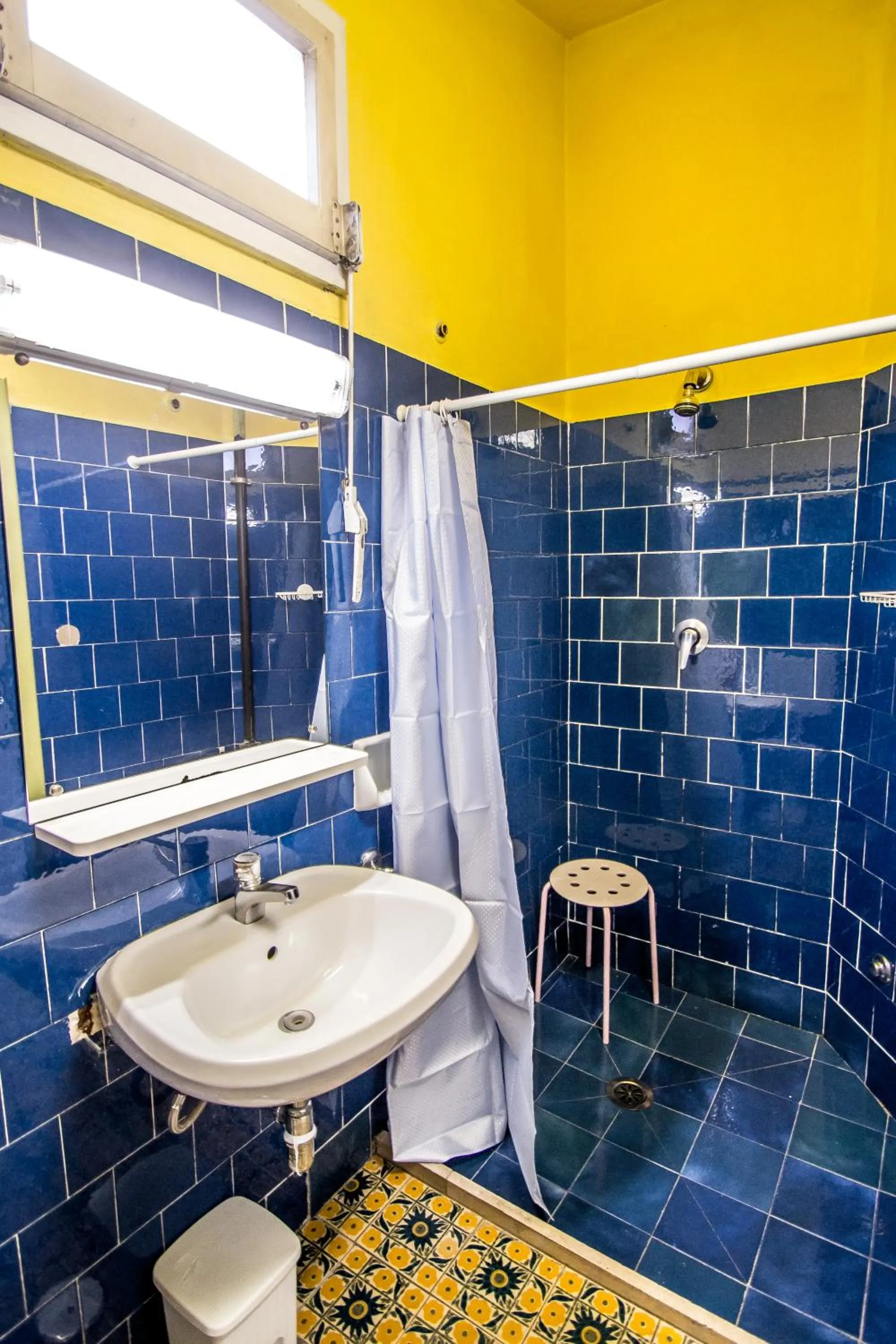 Bathroom in Hostel Santa Monaca