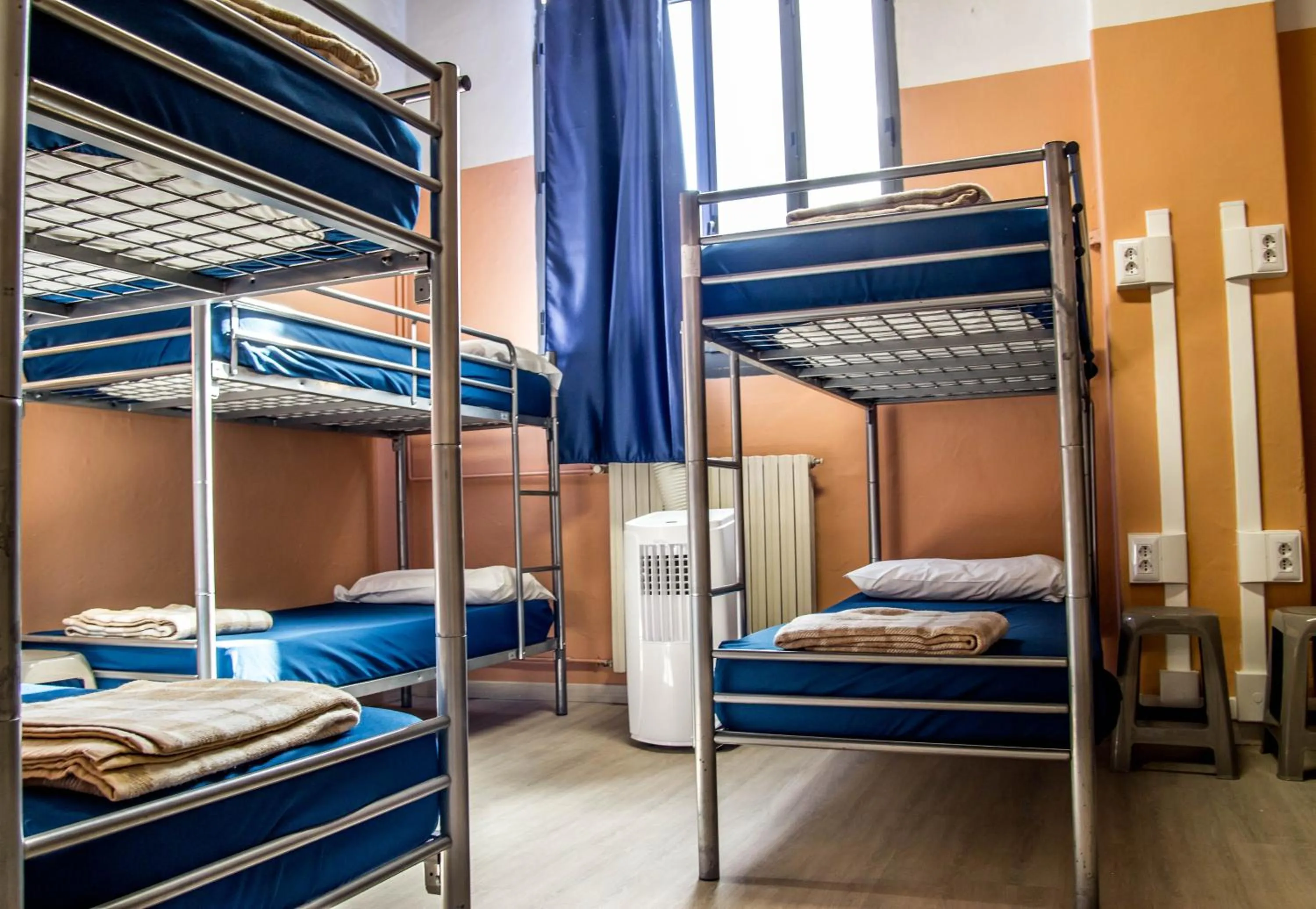 Bedroom, Bed in Hostel Santa Monaca