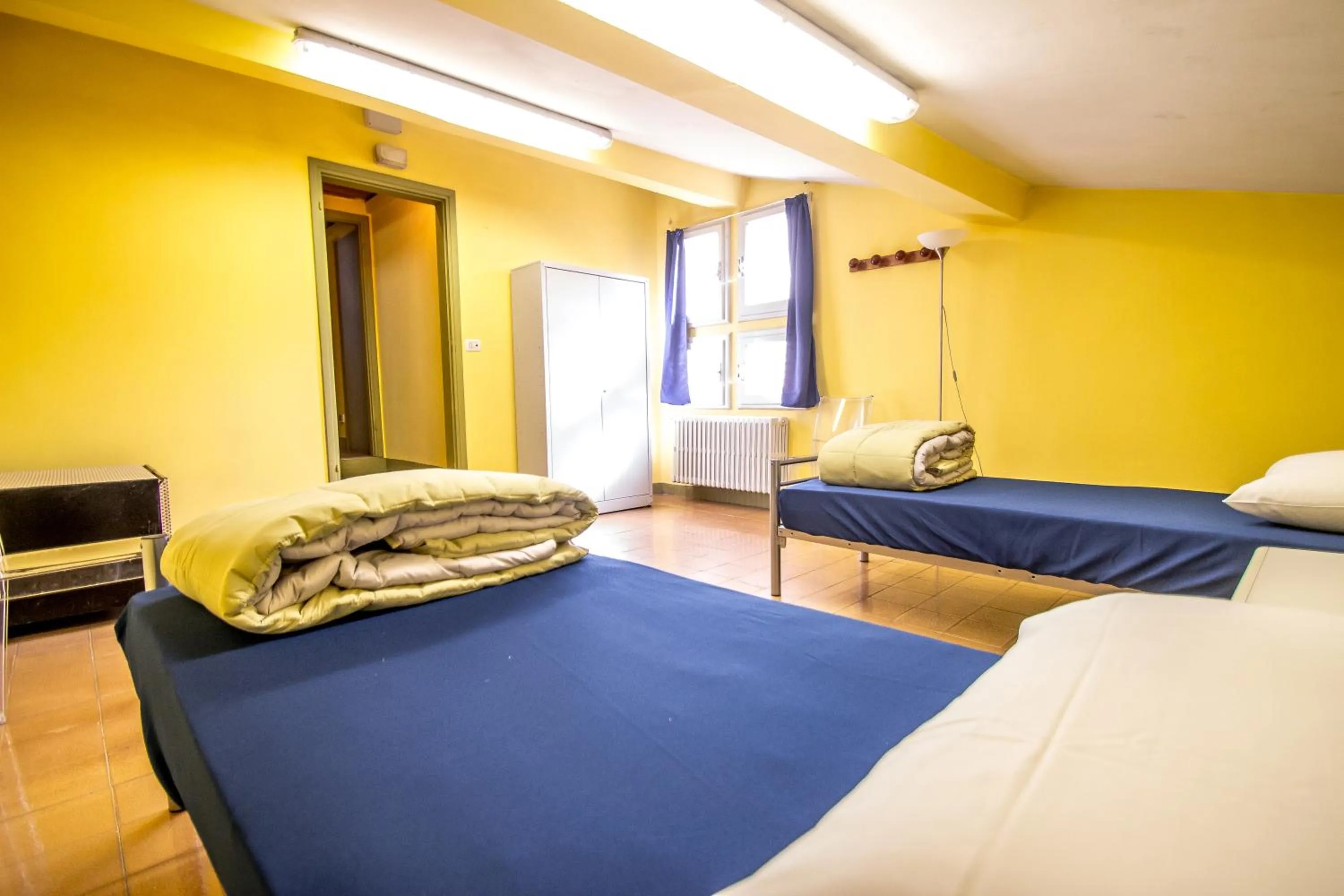 Bedroom, Bed in Hostel Santa Monaca