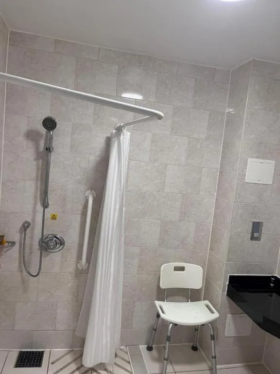 Bathroom in The Wiltshire Hotel, Golf and Leisure Resort