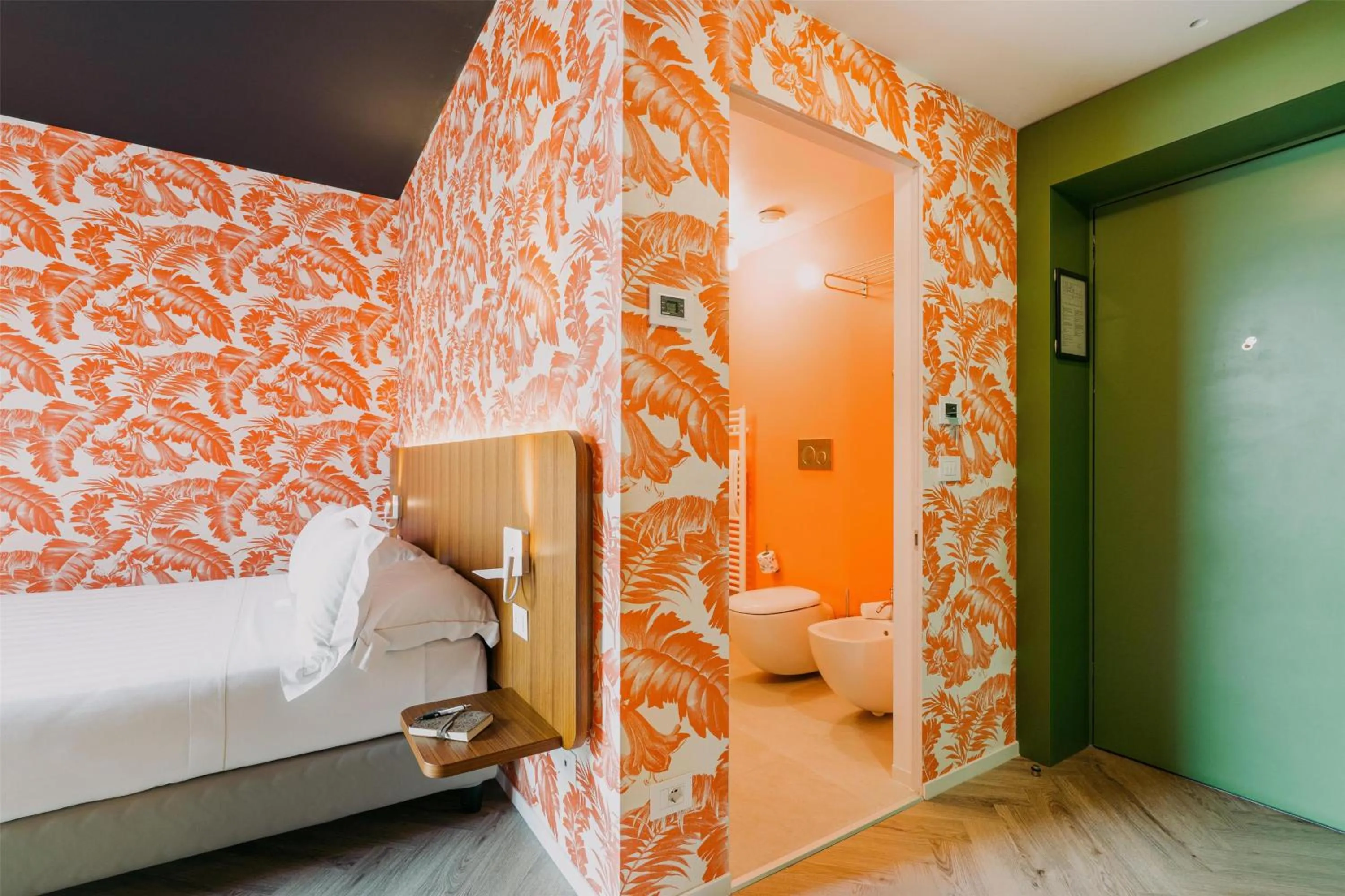 Bedroom, Bed in Collini Rooms, WorldHotels Crafted