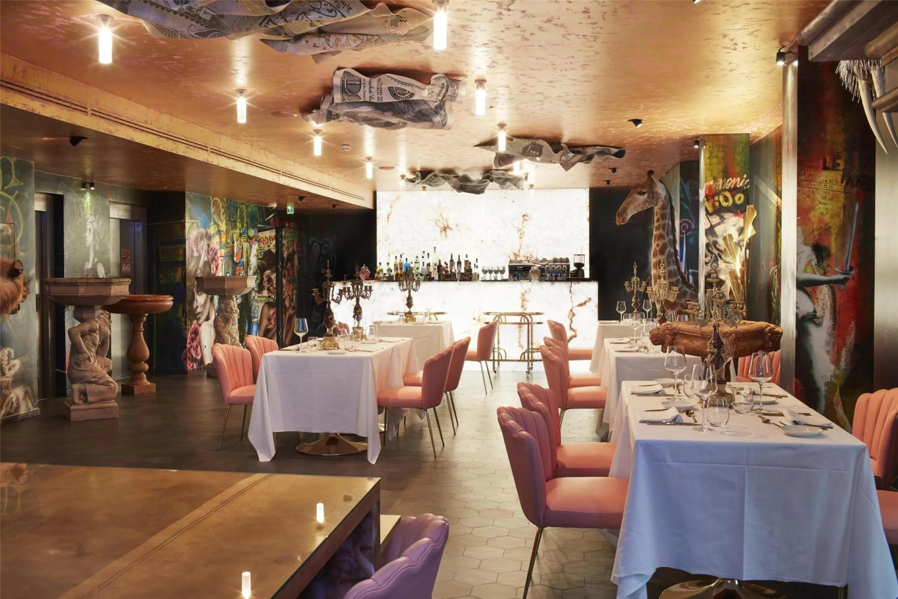 Restaurant/places to eat in Collini Rooms, WorldHotels Crafted