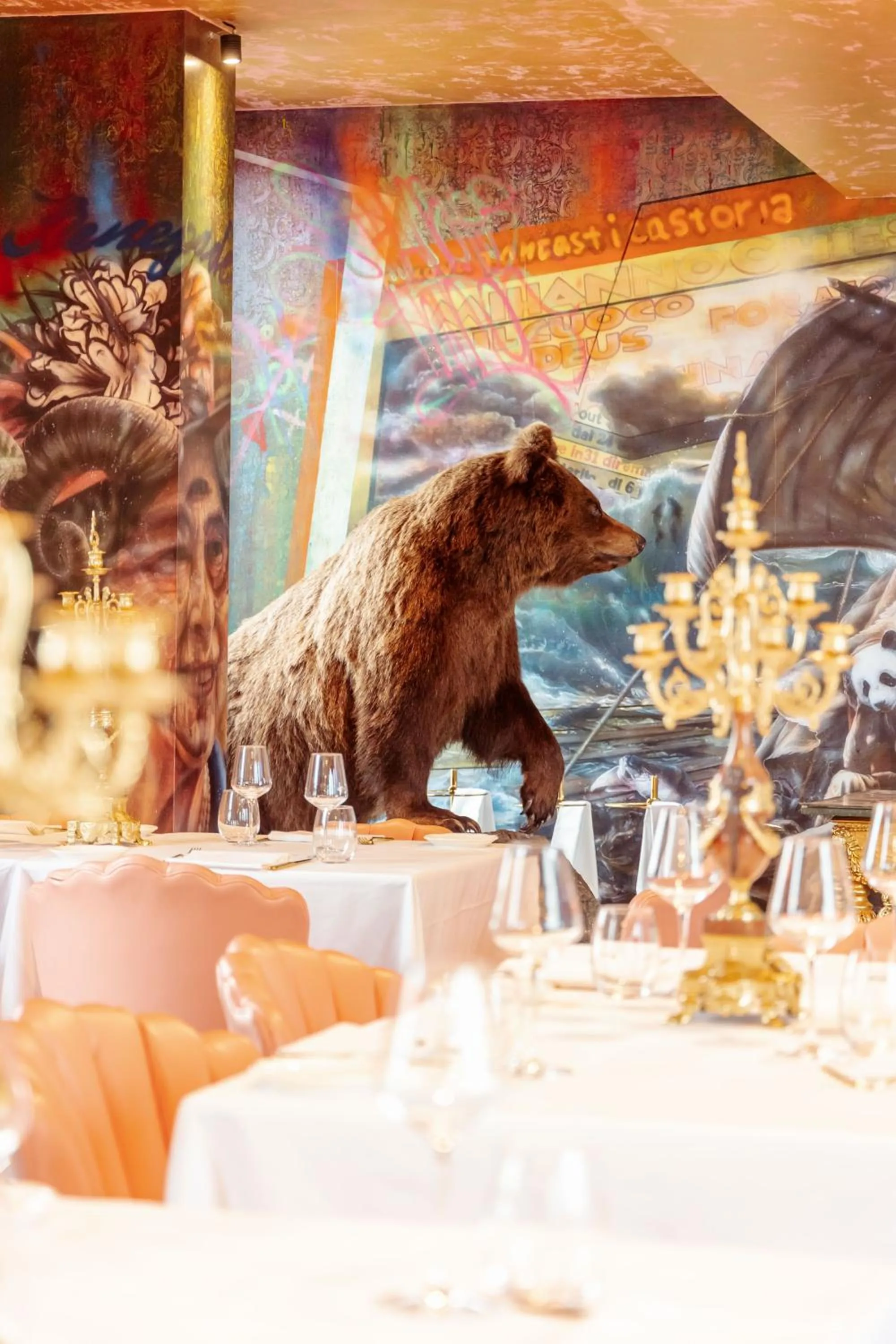 Restaurant/places to eat in Collini Rooms, WorldHotels Crafted