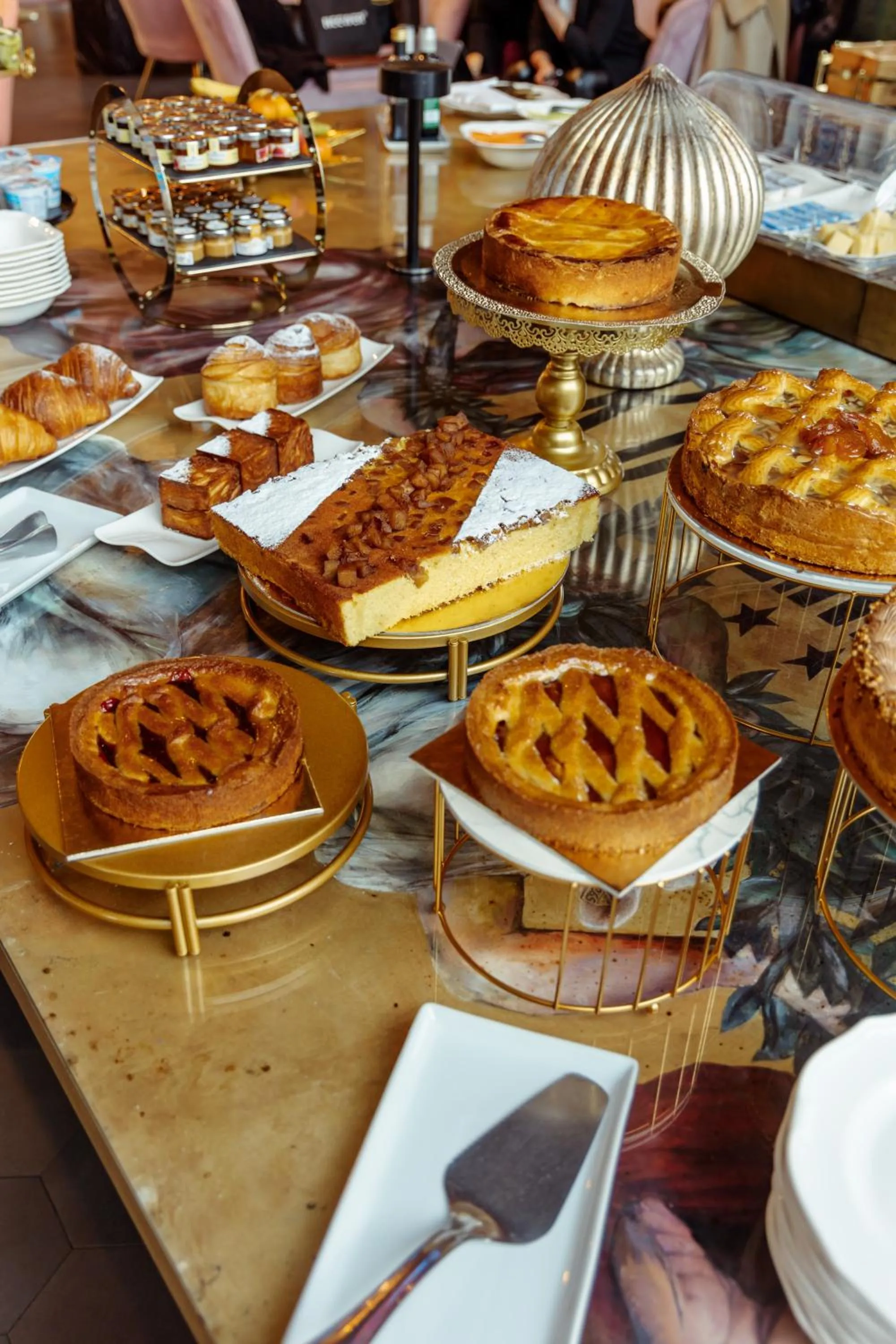 Restaurant/places to eat in Collini Rooms, WorldHotels Crafted