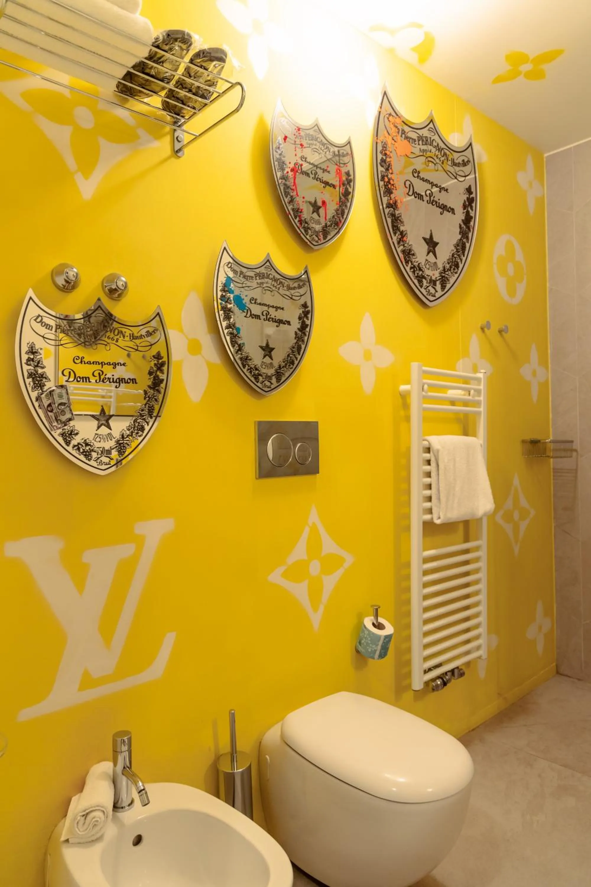 Bathroom in Collini Rooms, WorldHotels Crafted