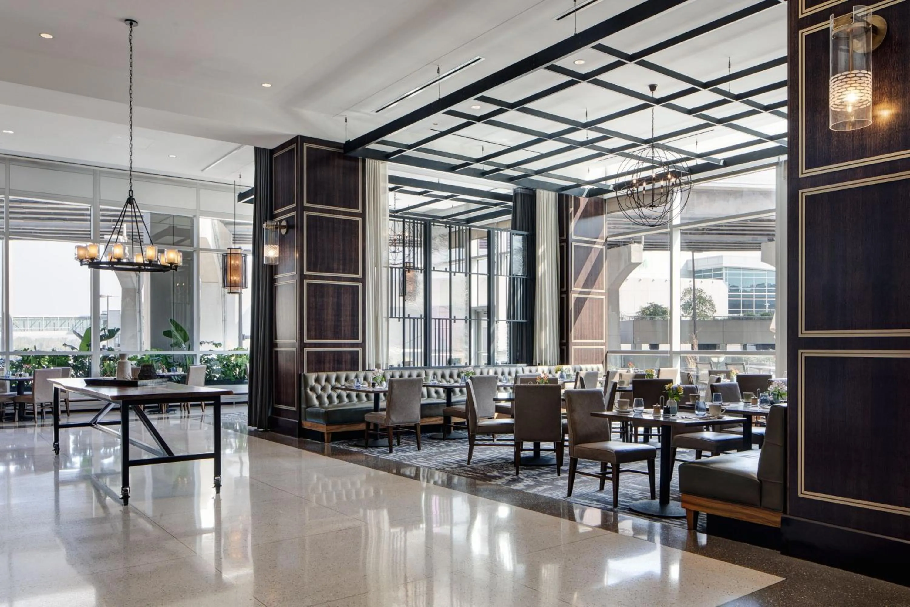 Restaurant/places to eat in Omaha Marriott Downtown at the Capitol District