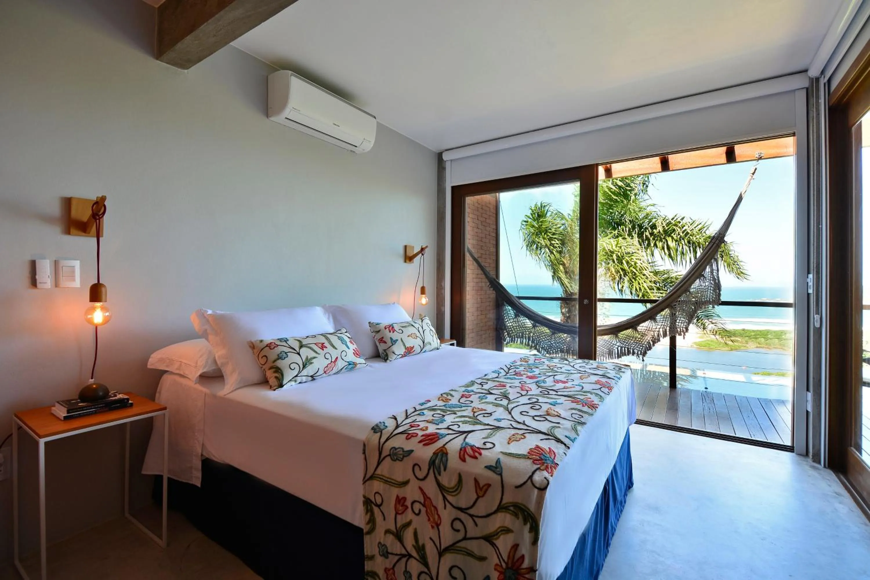 Balcony/Terrace, Bed in Villa Gardena Suites