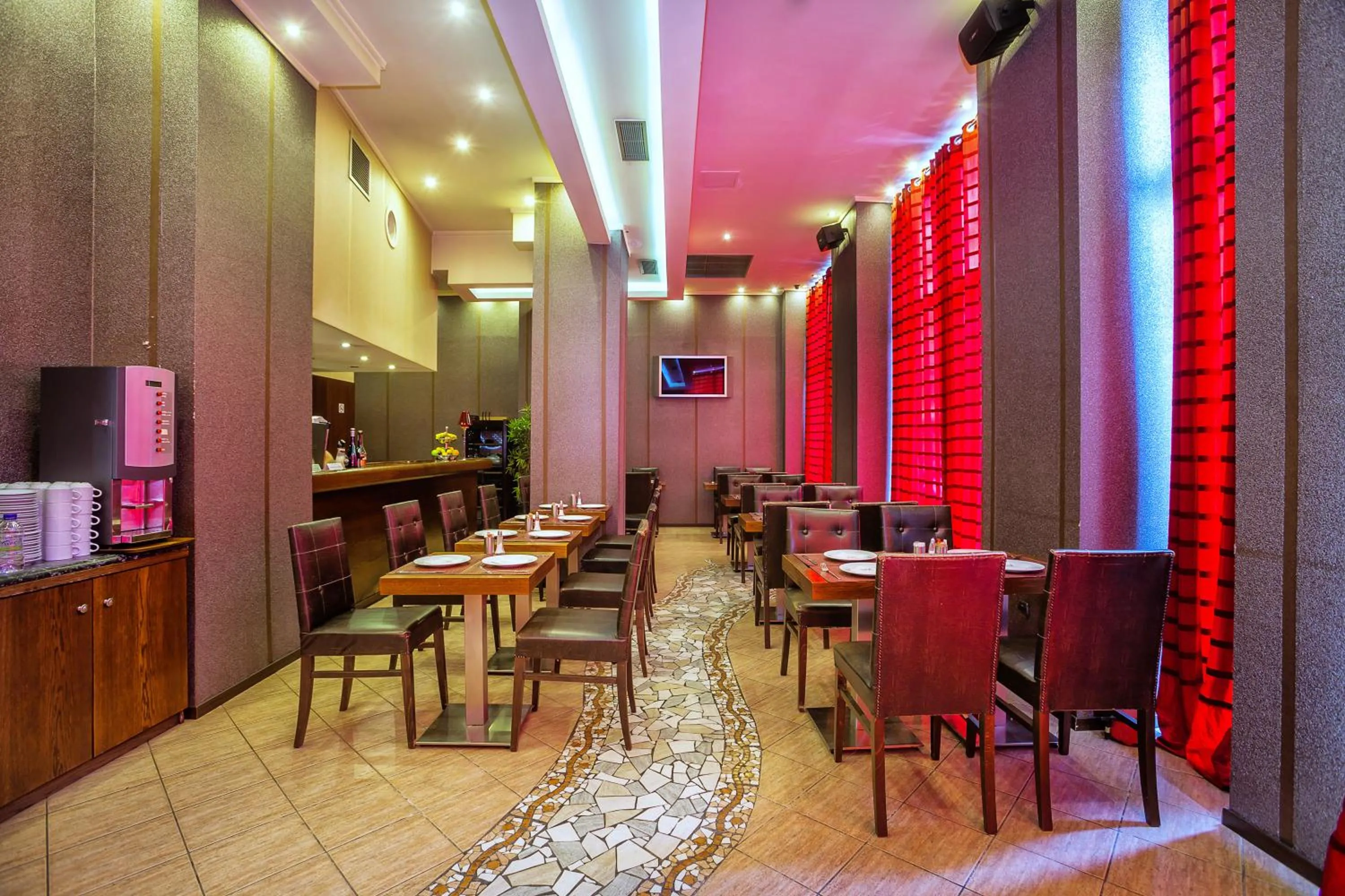 Restaurant/places to eat in Egnatia Hotel