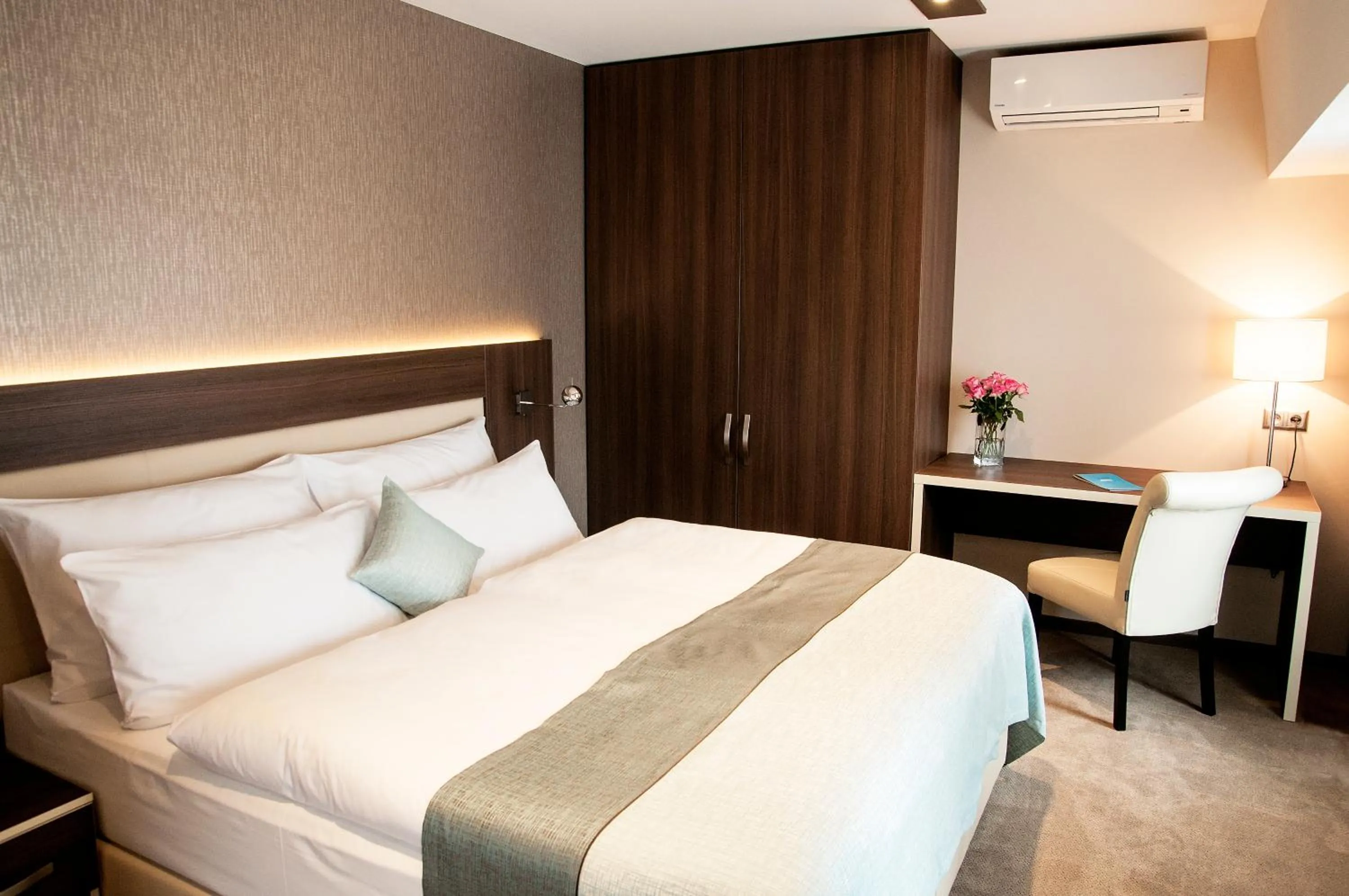 Photo of the whole room, Bed in AZUL Hotel & Restaurant Partizánske