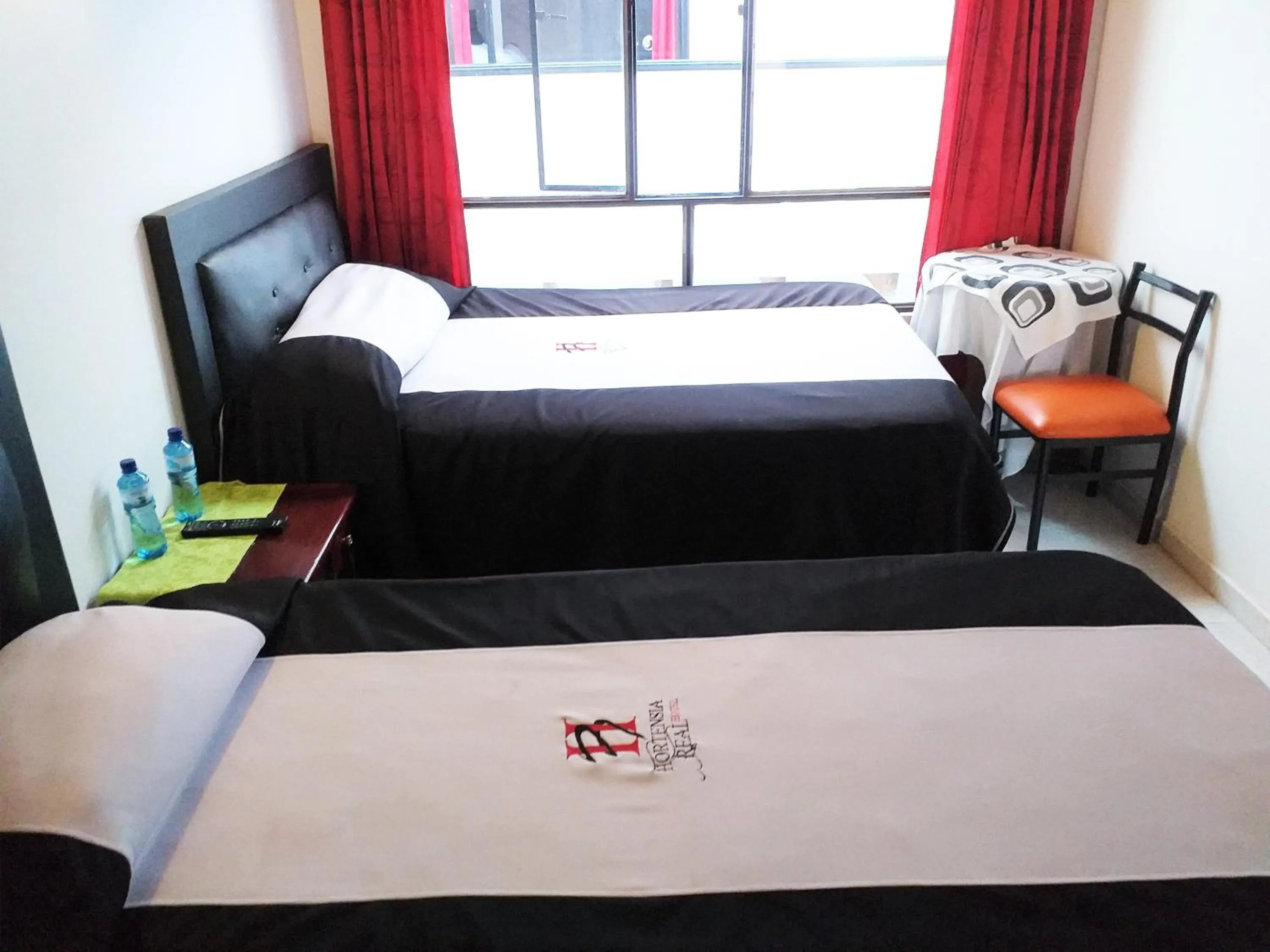 Bed in Hotel Hortensia Real