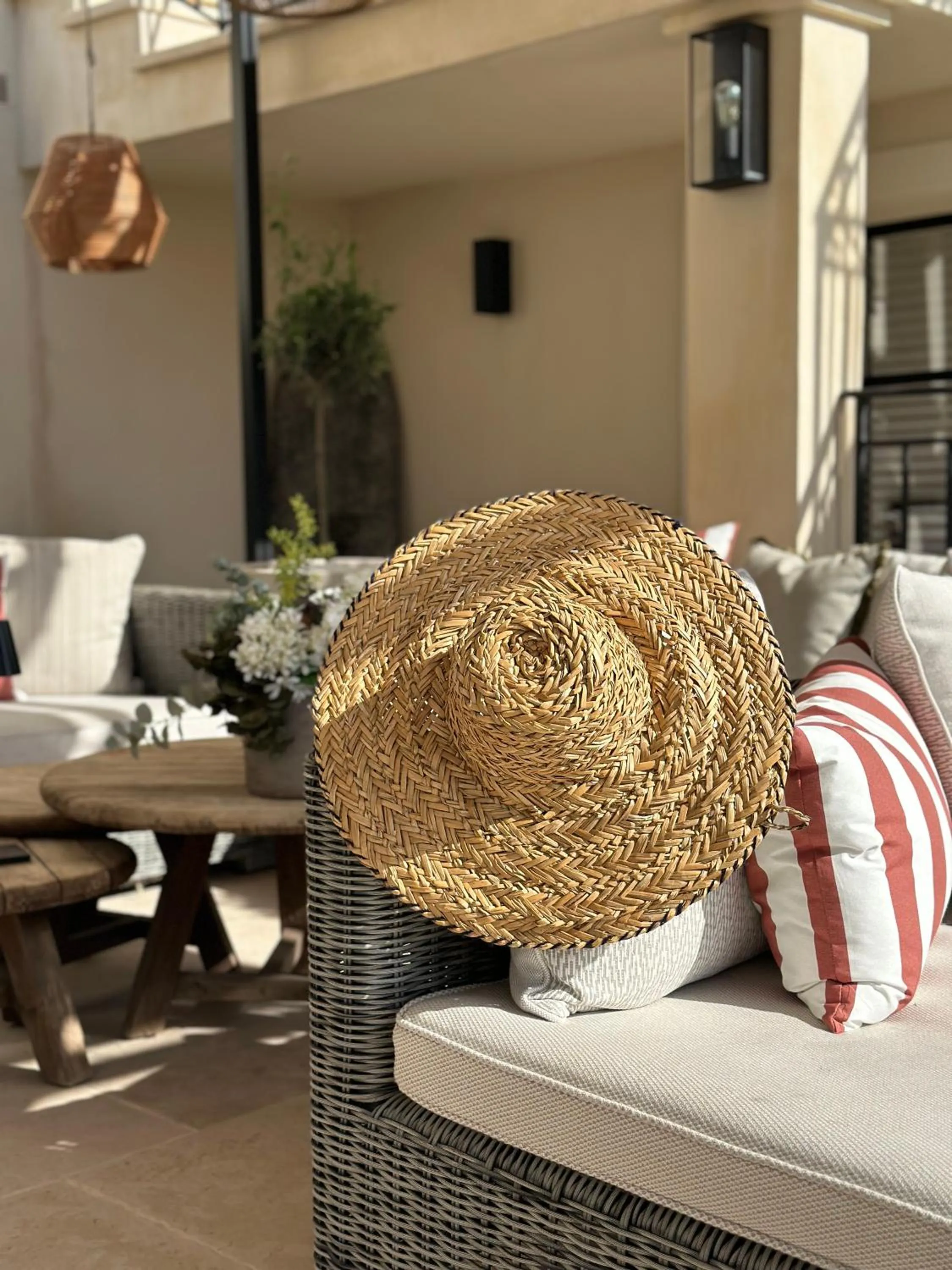 Patio in Mougins Luxury Retreats