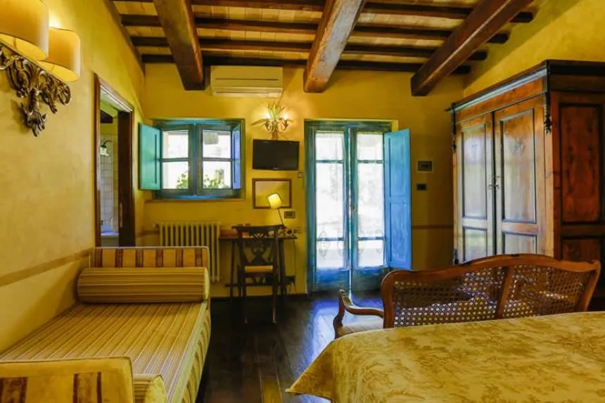 Photo of the whole room in Il Poggio di Teo
