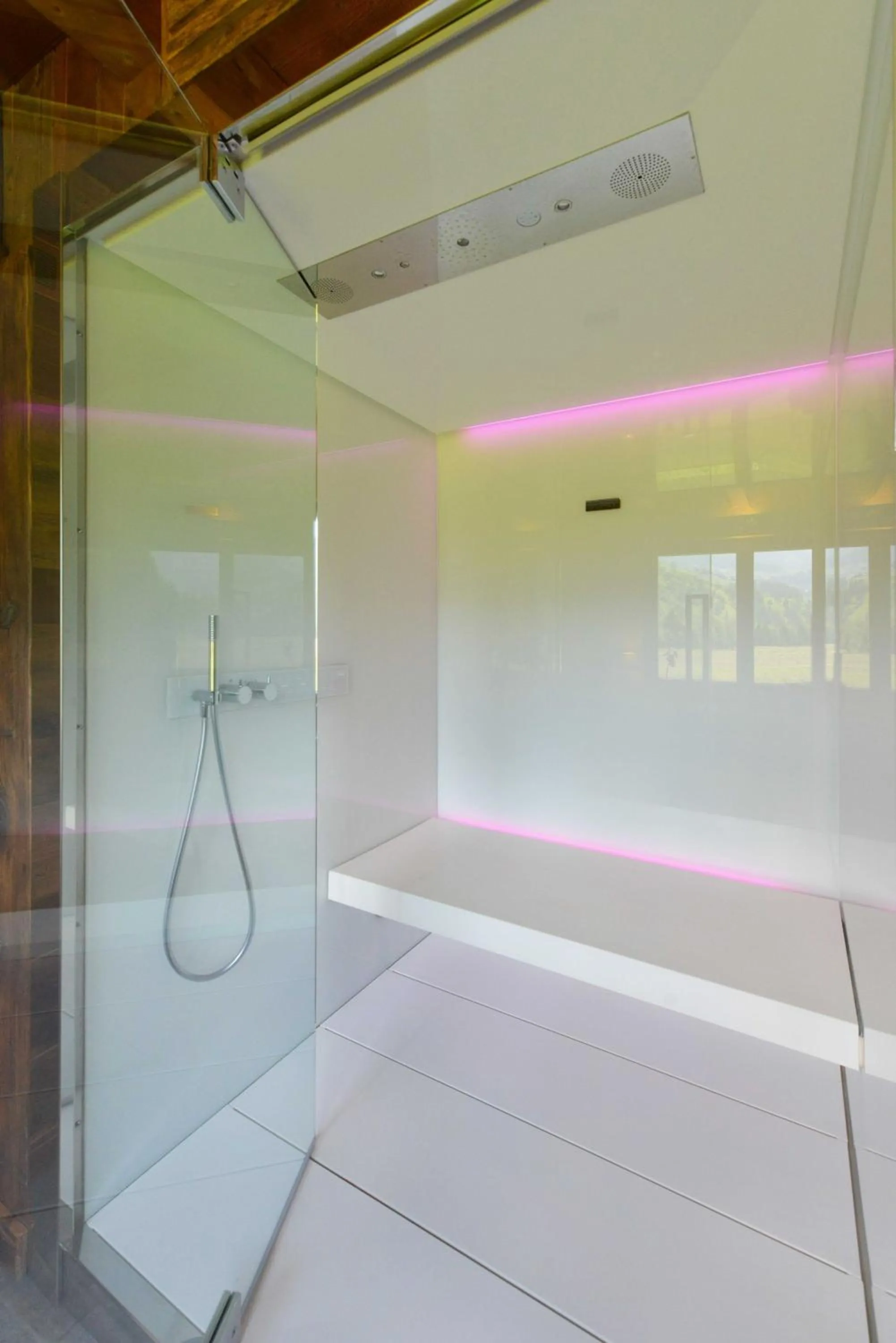 Spa and wellness centre/facilities in Hotel Le Petit Abri