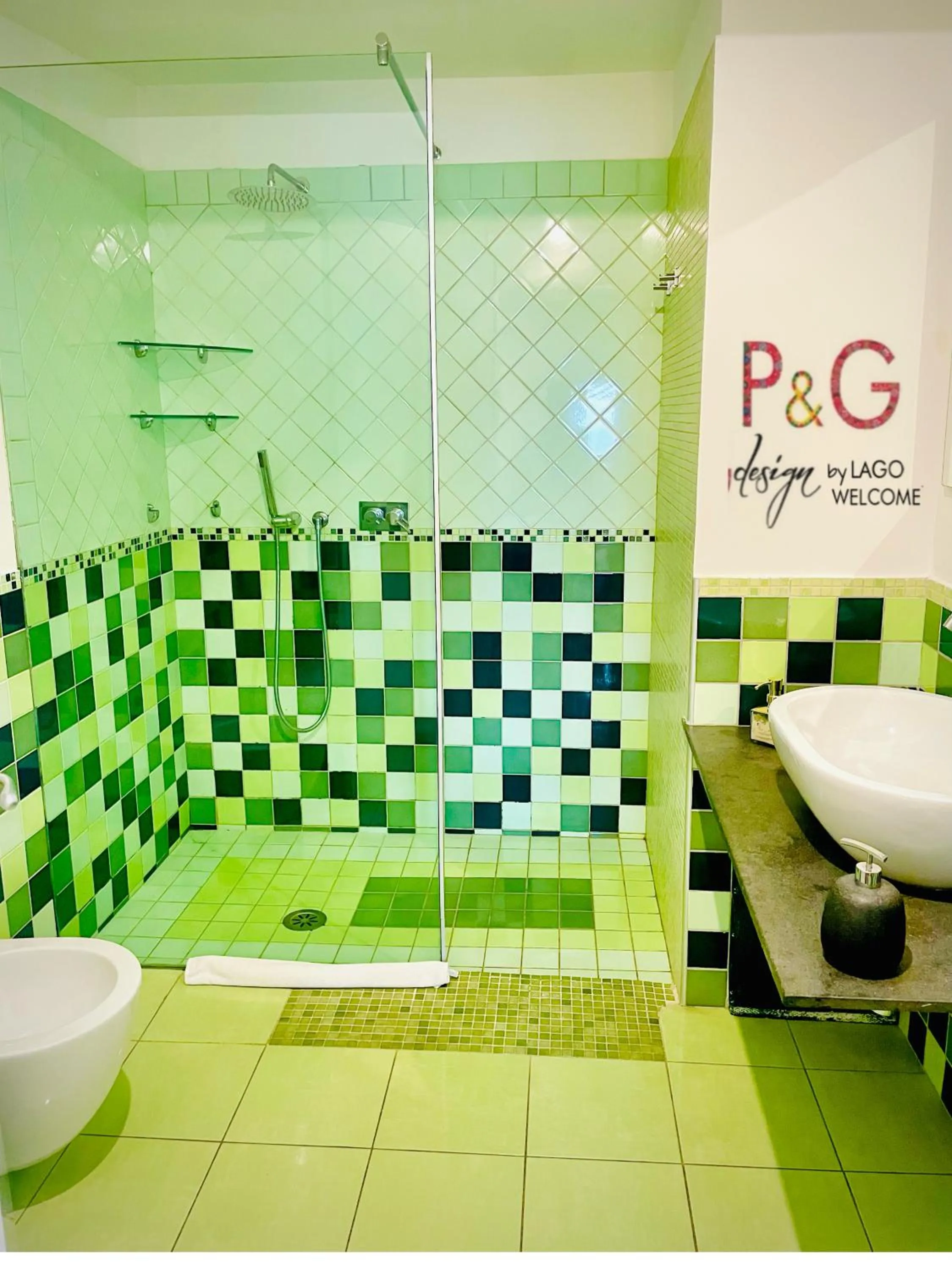 Bathroom in P&G design by Lago Welcome Enna