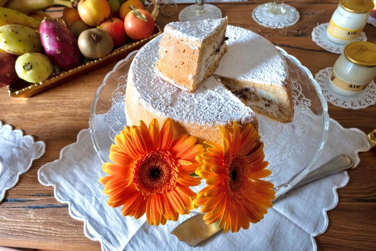 Continental breakfast in P&G design by Lago Welcome Enna