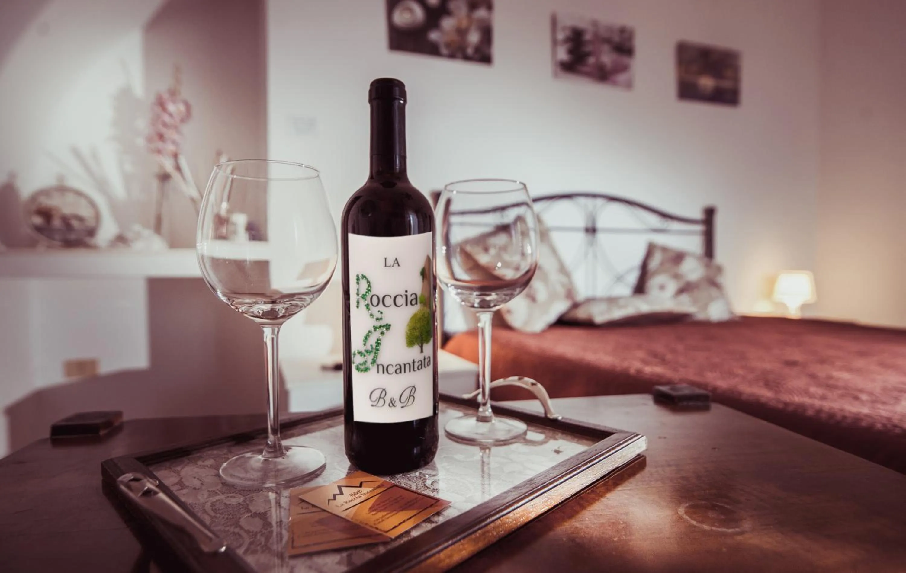 Bed in La Roccia Incantata Amalfi Coast