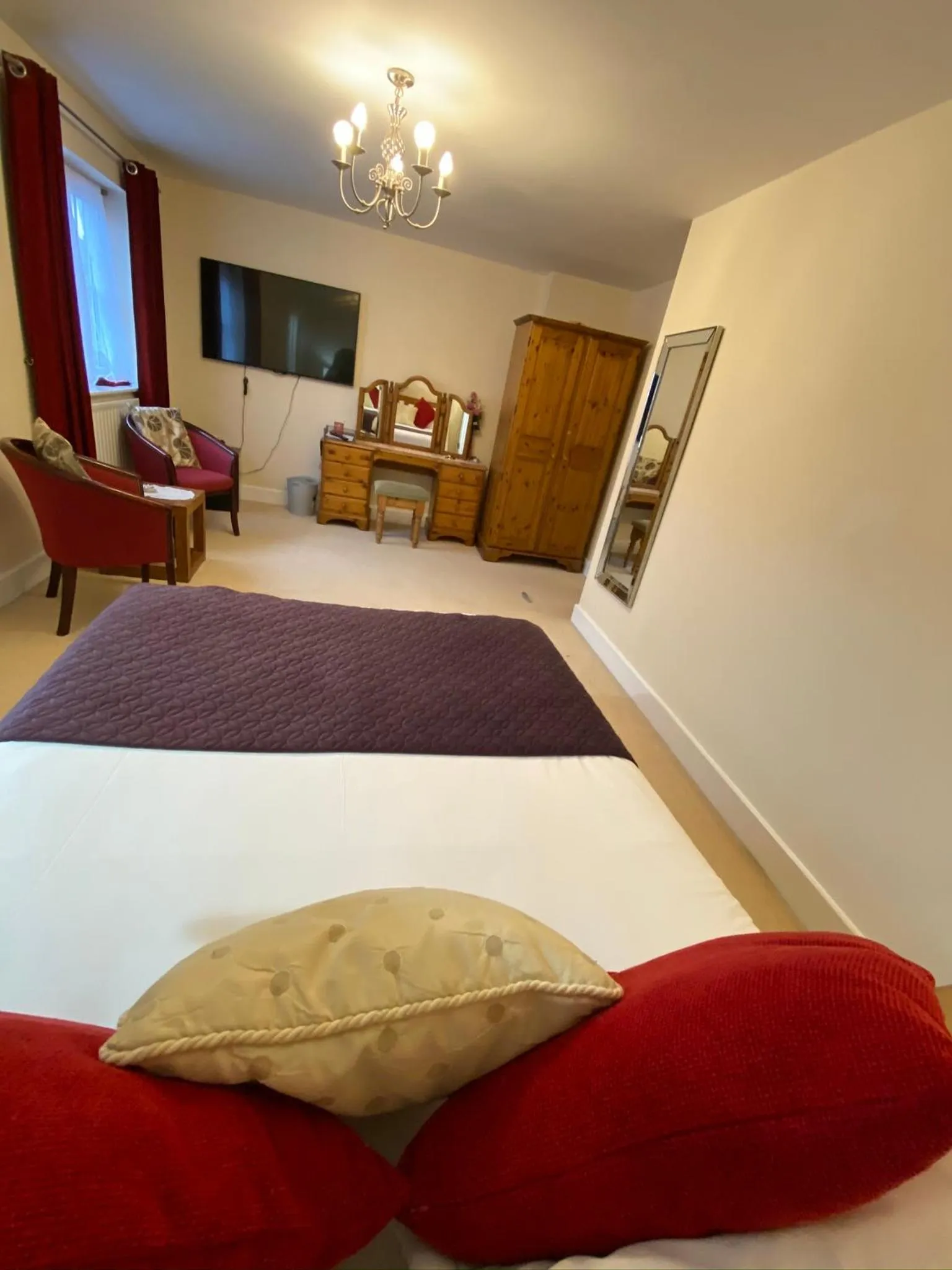 Photo of the whole room, Bed in Turi House