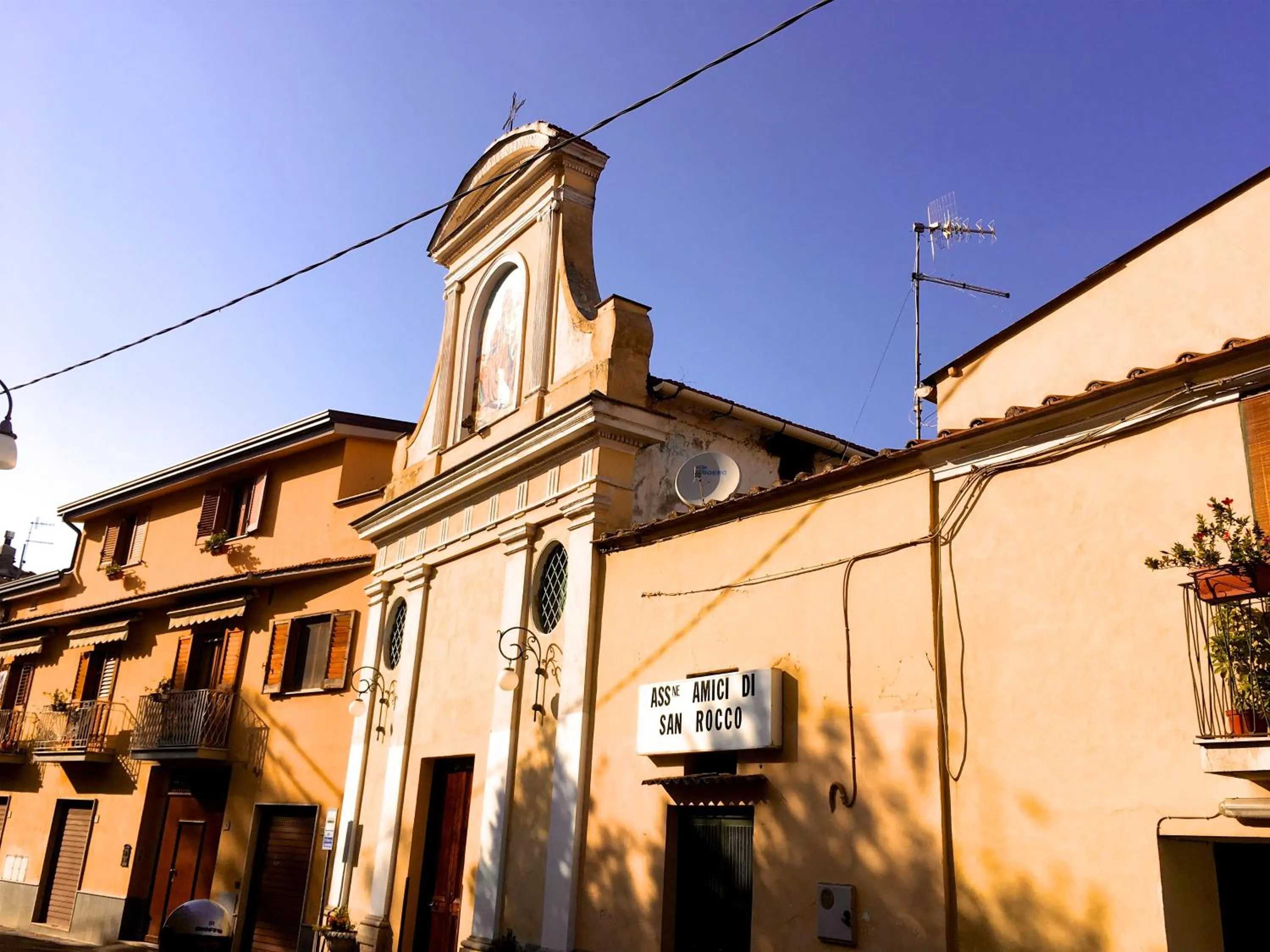 Property building in Residenza Viviani