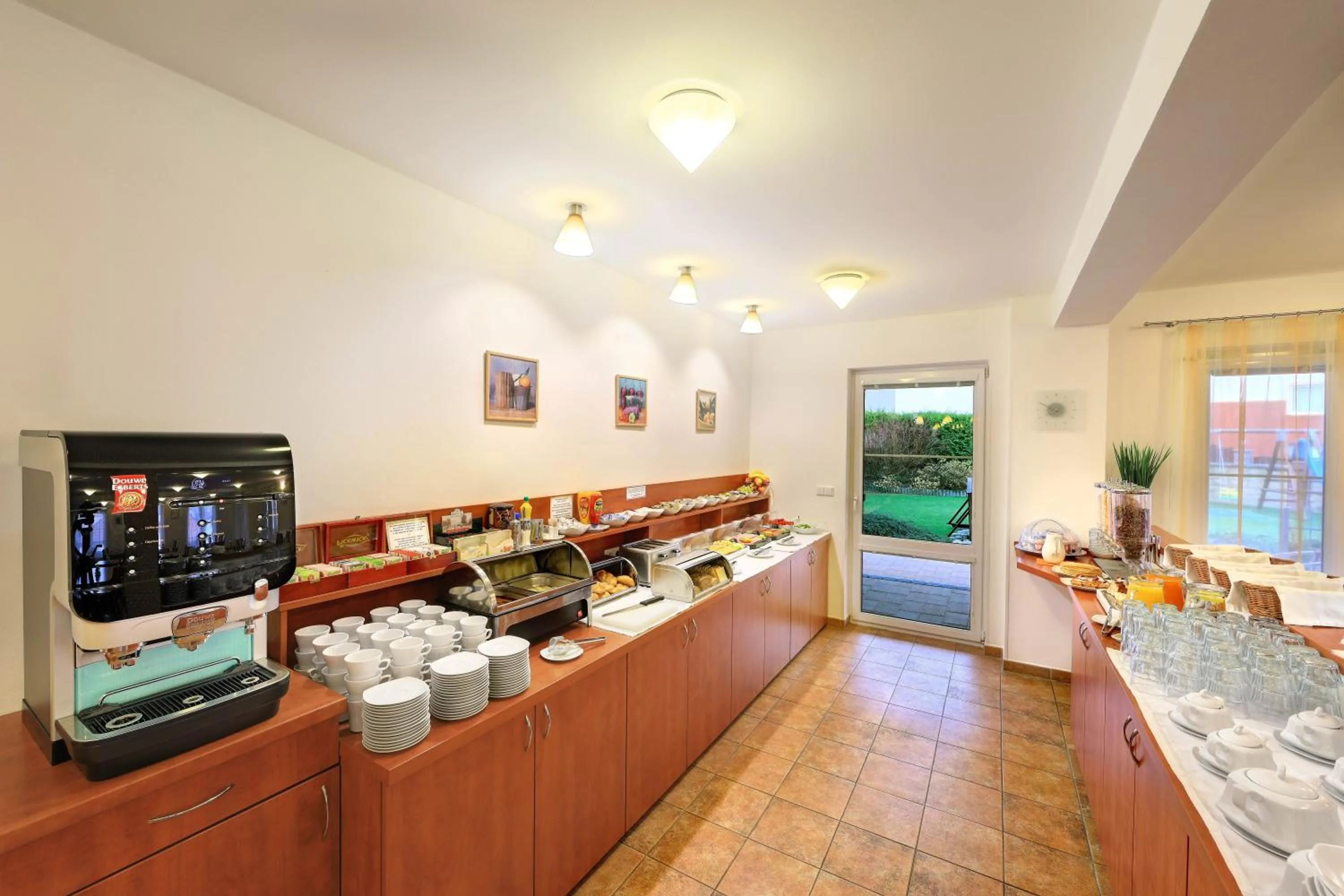 Buffet breakfast in Penzion Krumlov - Massage studio