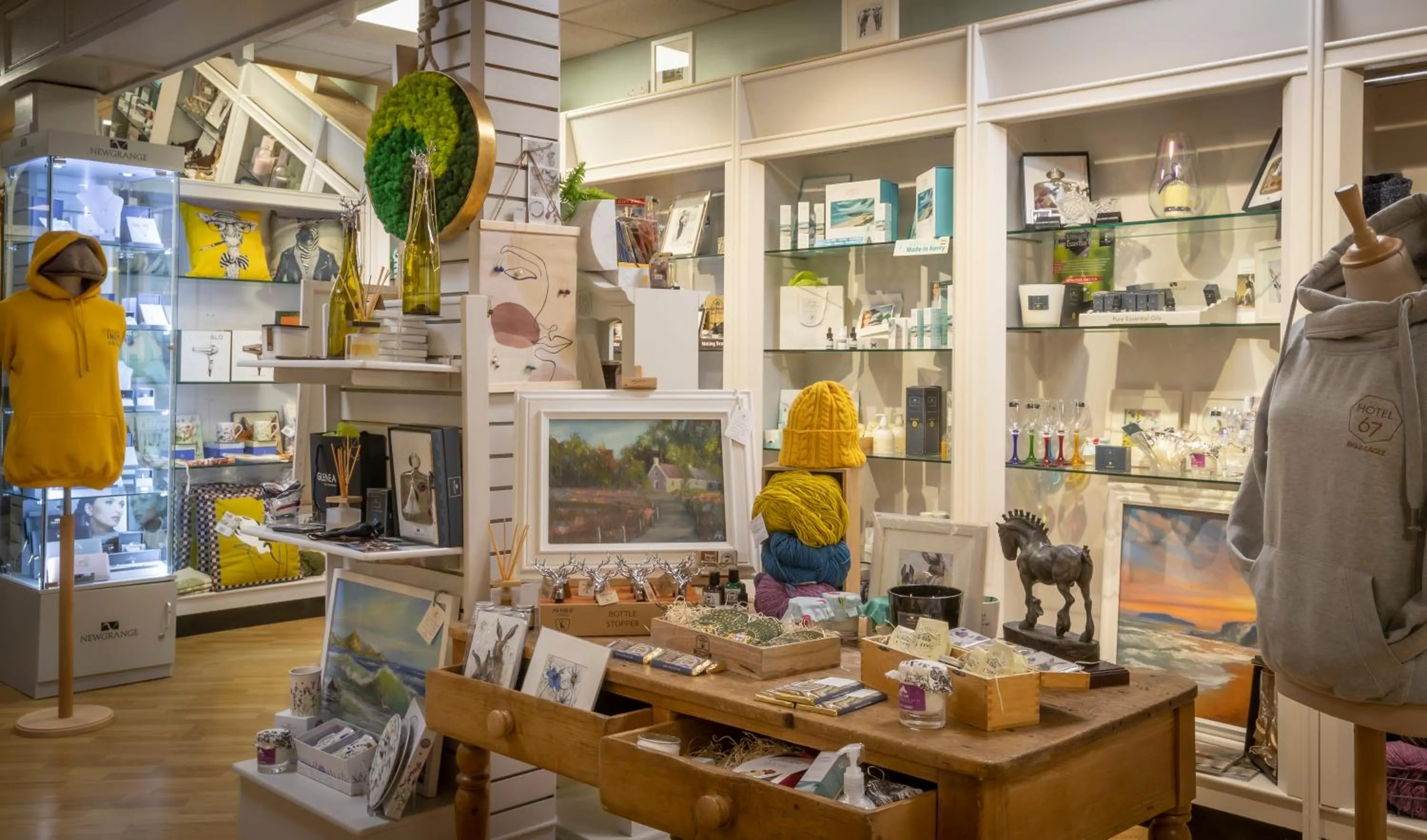 On-site shops in Gleneagle Killarney