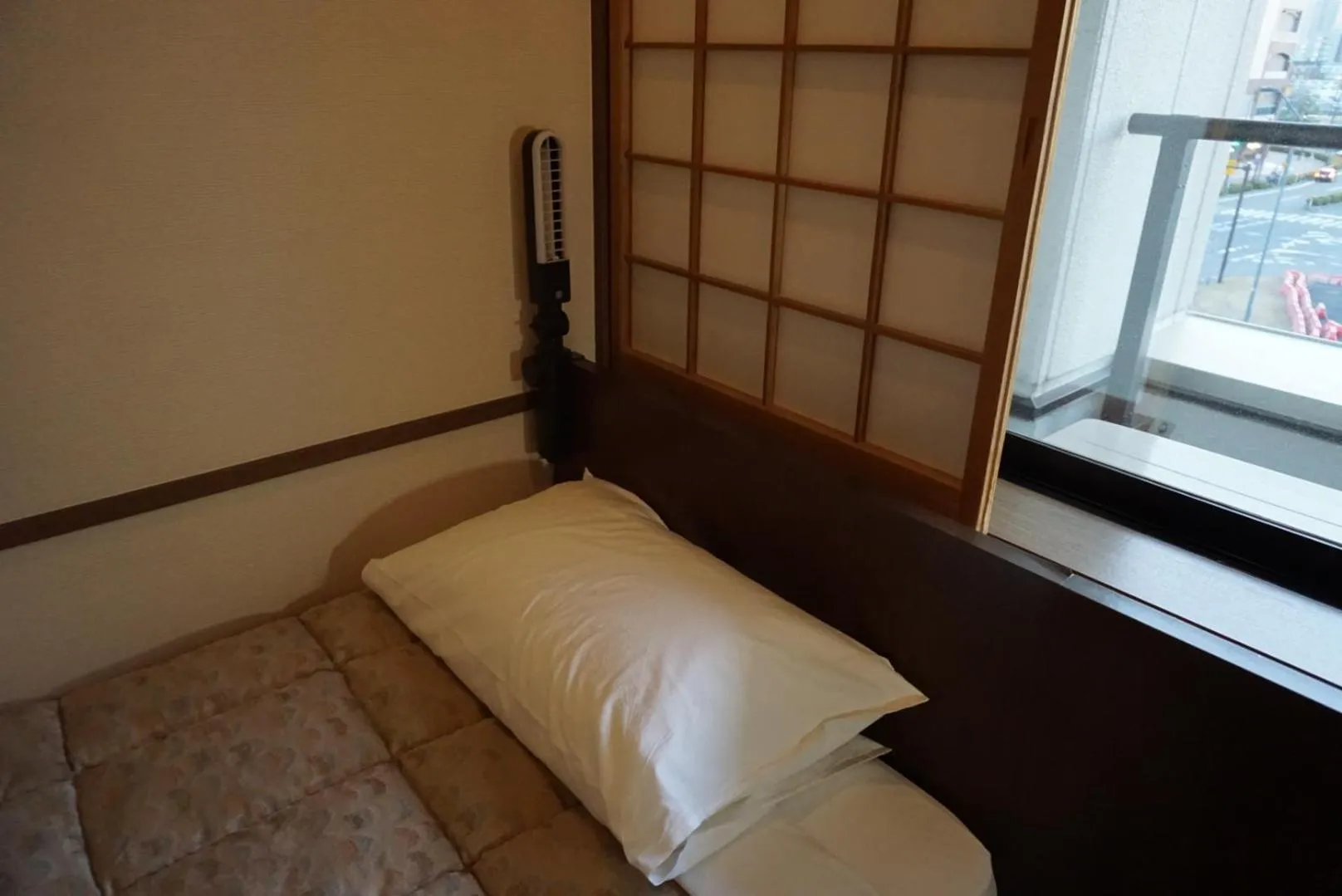 Bed in Yokohama Minatomirai Manyo Club