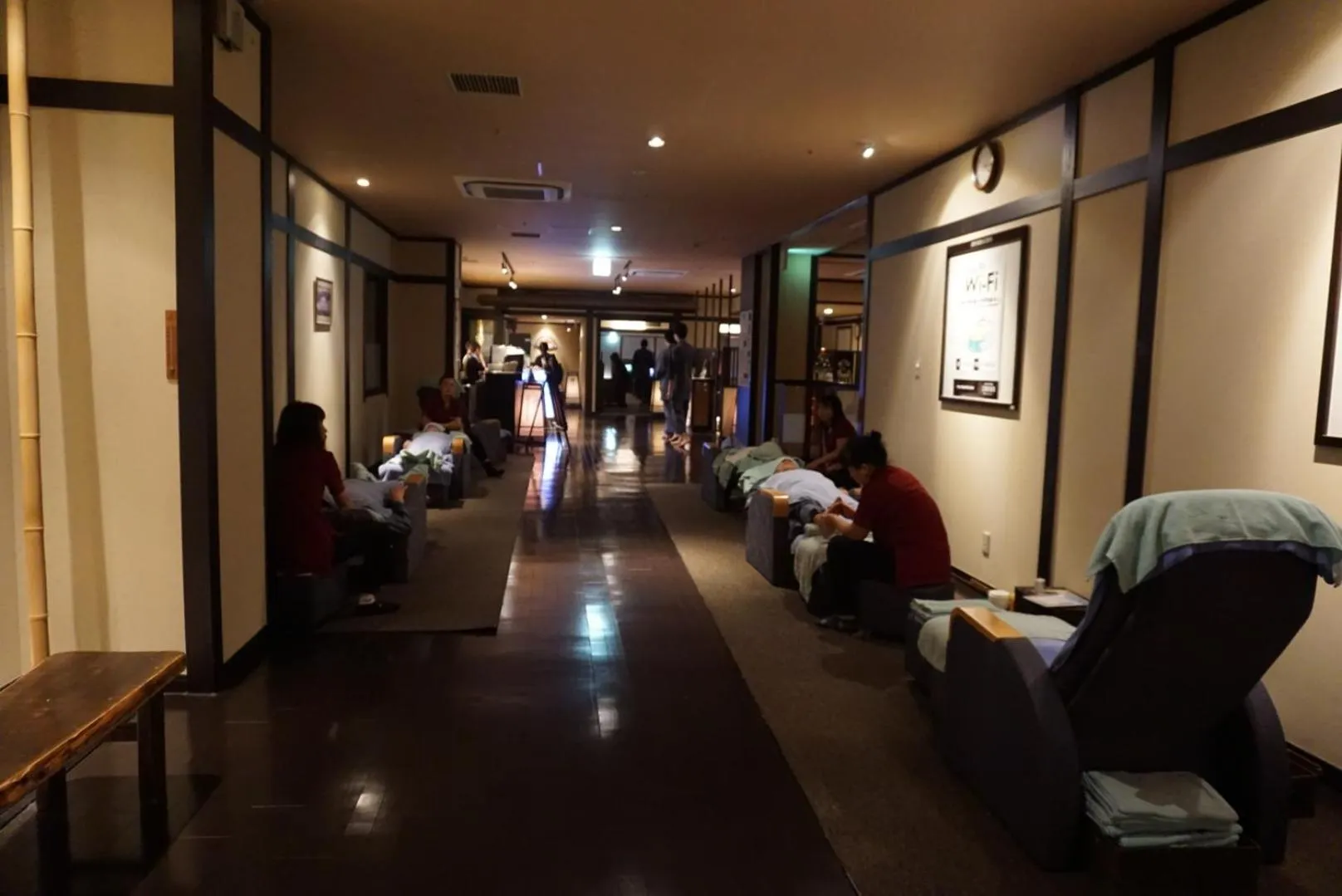 Yokohama Minatomirai Manyo Club