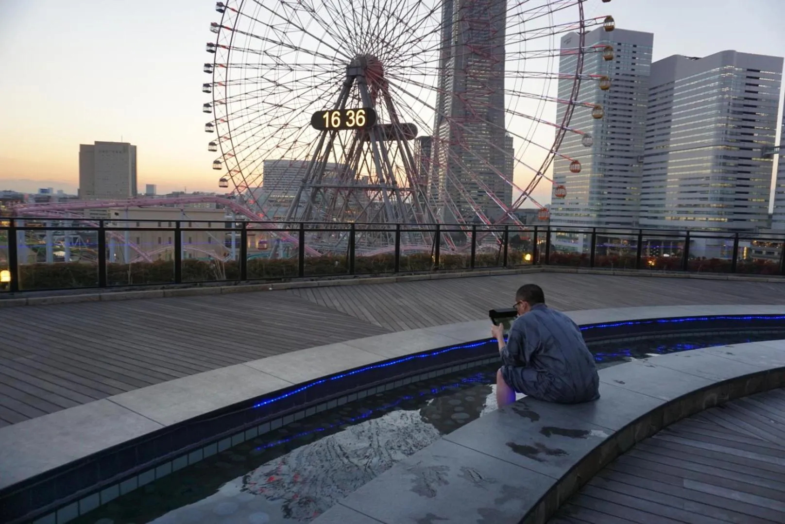 Yokohama Minatomirai Manyo Club