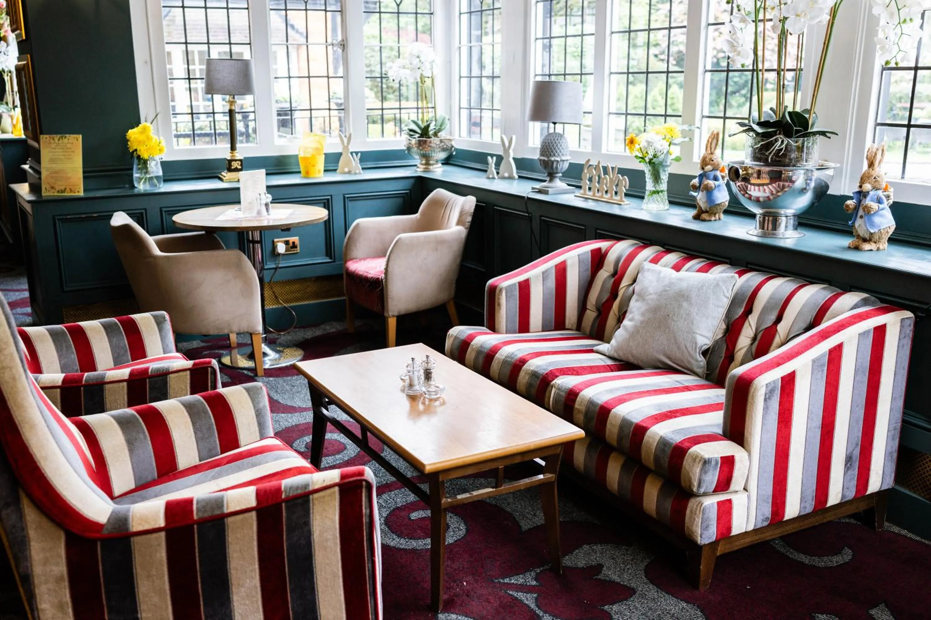 Lounge or bar in Mere Court Hotel