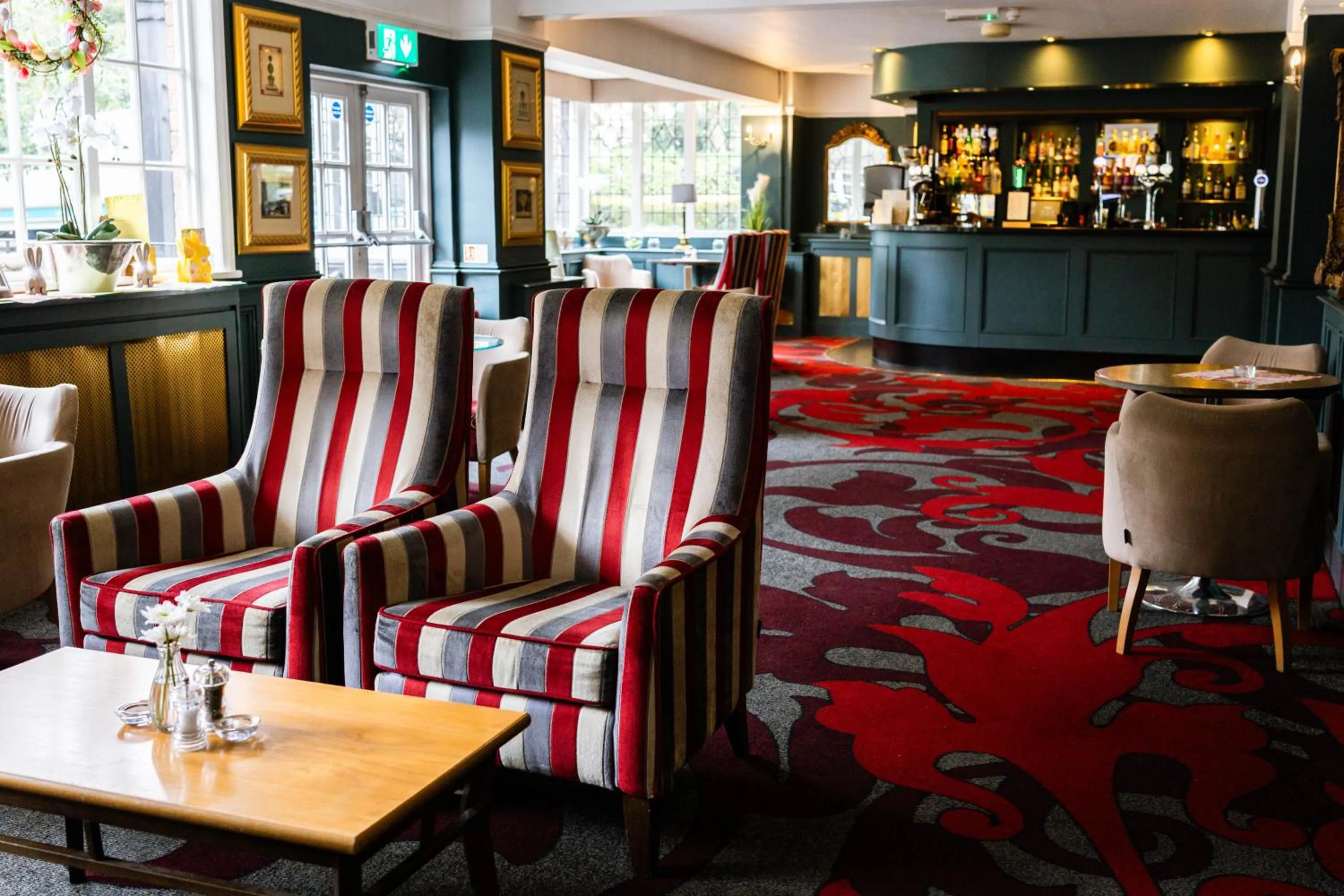 Lounge or bar in Mere Court Hotel