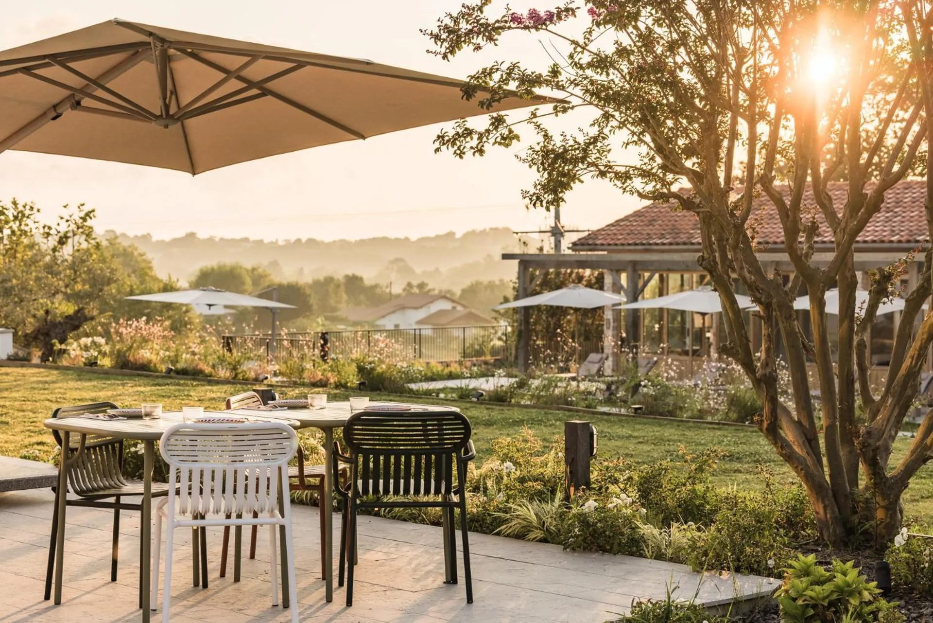 Natural landscape in Hôtel INDARRA & SPA - Piscine