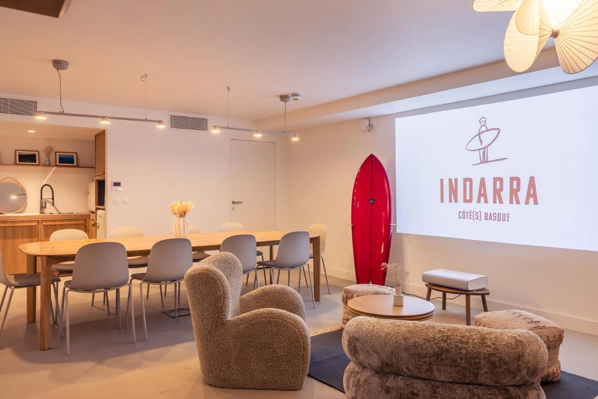 Game Room in Hôtel INDARRA & SPA - Piscine