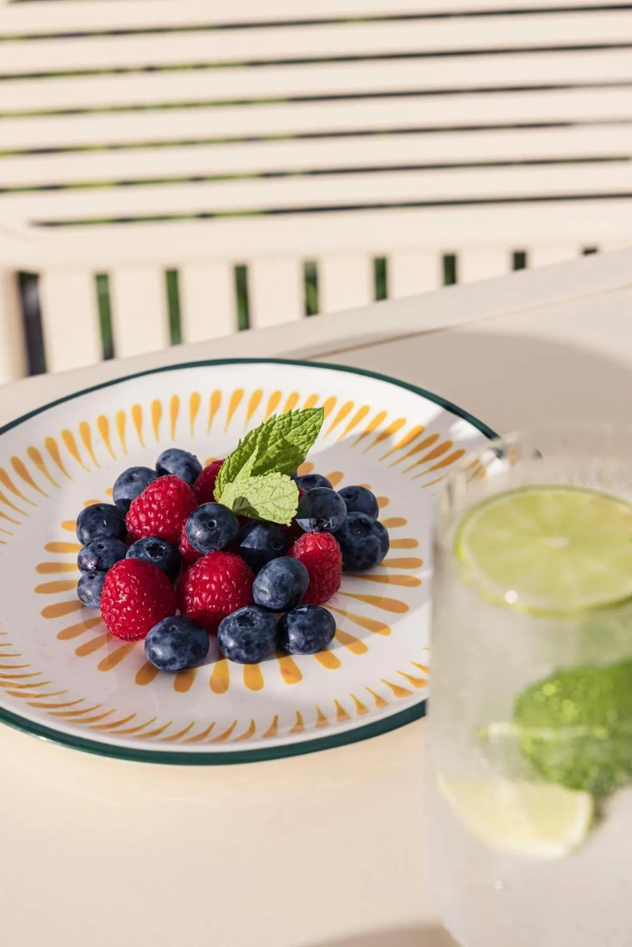 Food in Hôtel INDARRA & SPA - Piscine