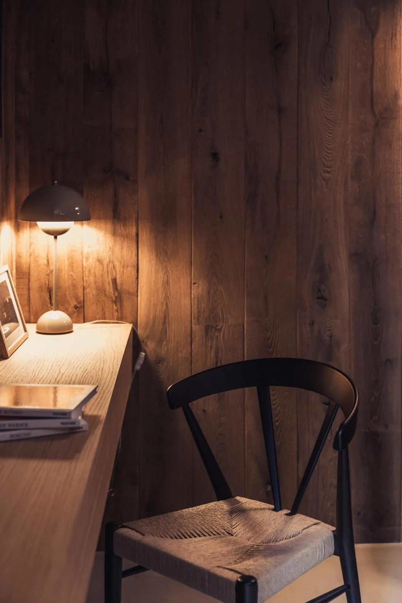 Seating area in Hôtel INDARRA & SPA - Piscine